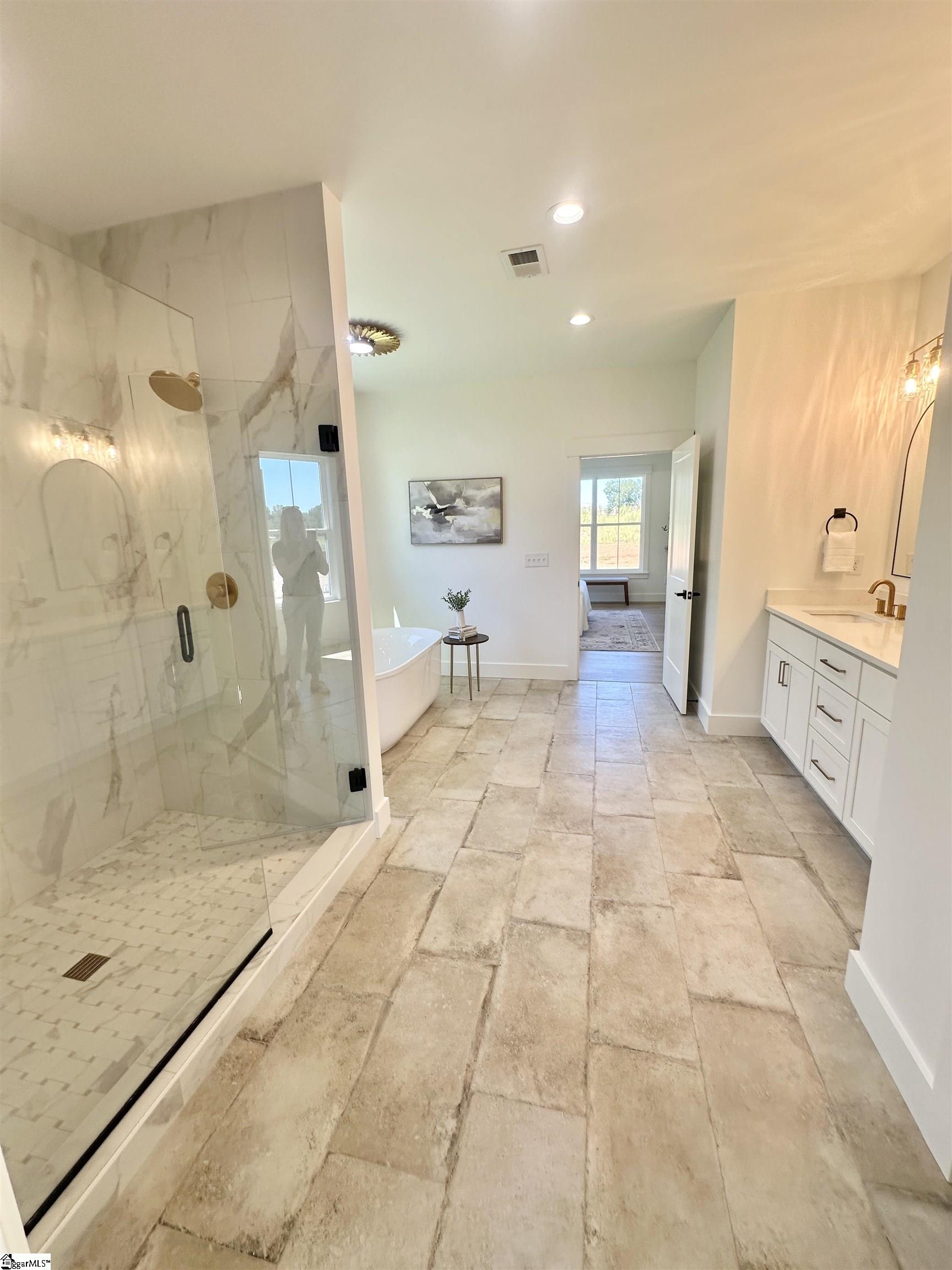 324 Stagmore Court Property Photo 19