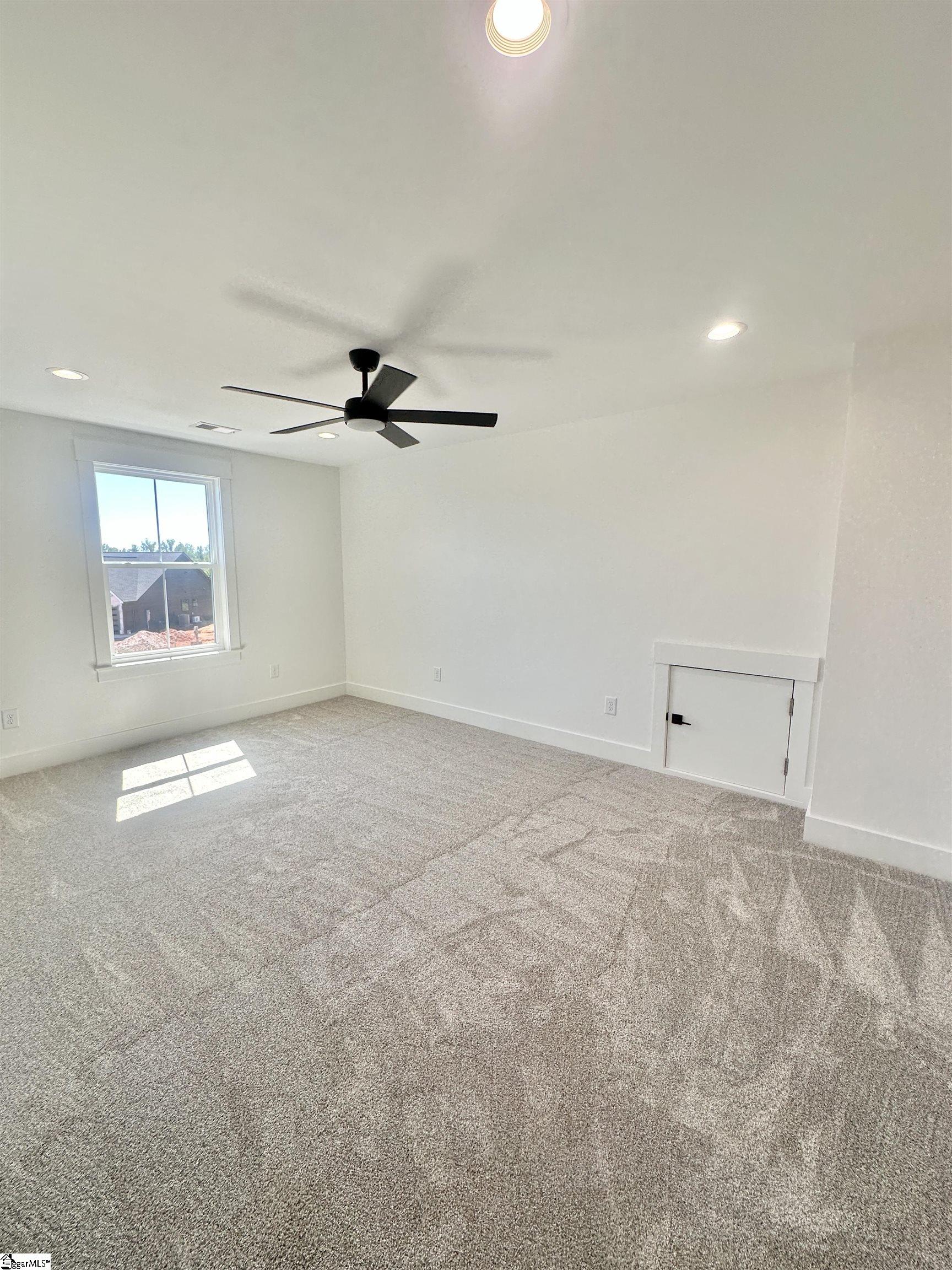 324 Stagmore Court Property Photo 25