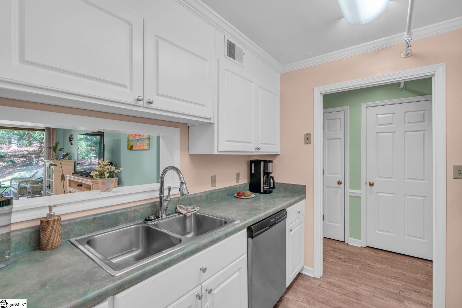 103 Swansgate Place Property Photo 12