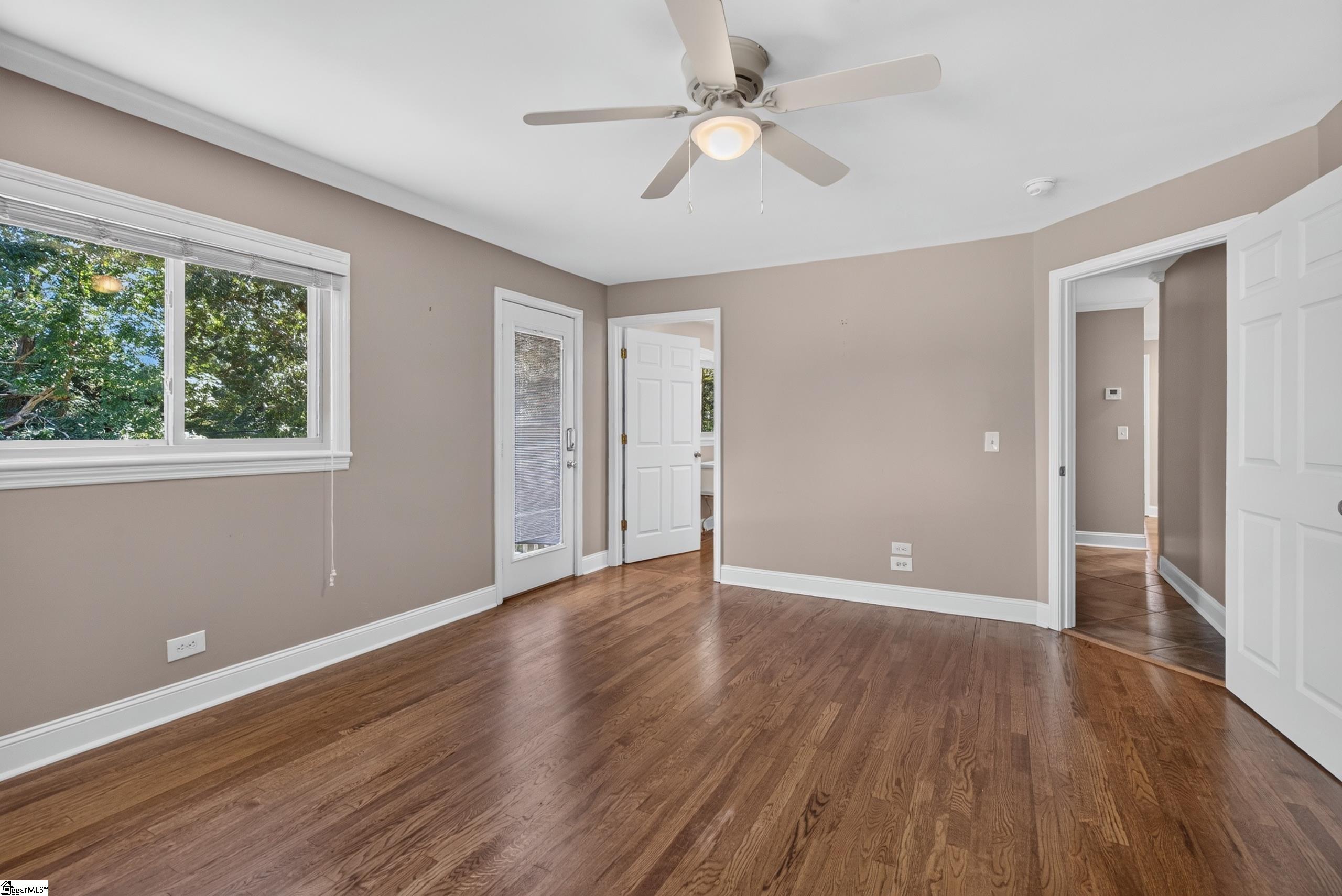 117 Edgewood Avenue Property Photo 9