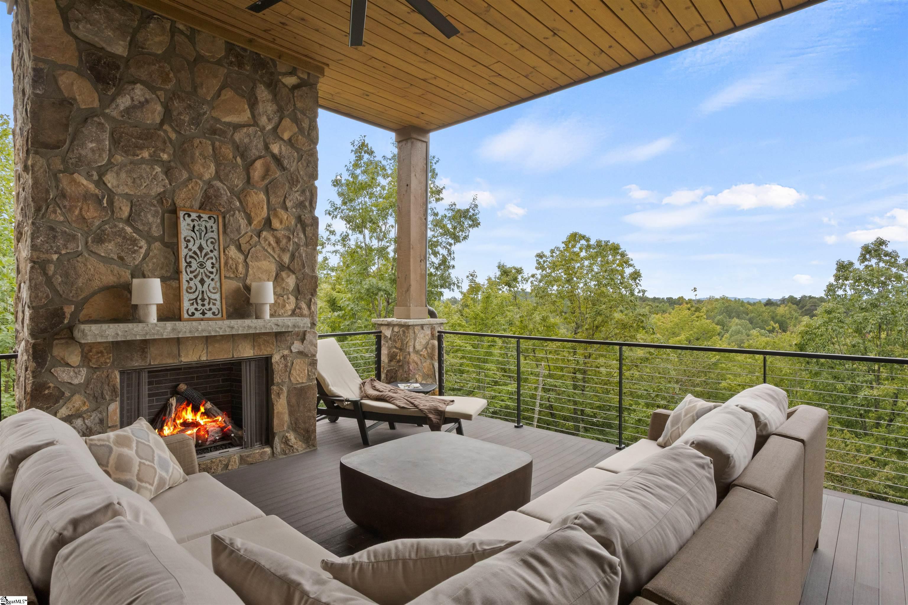 29 Sweetleaf Court Property Photo 4
