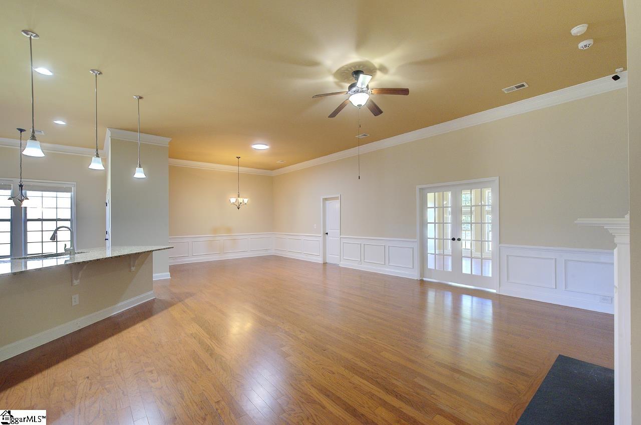 1605159 Property Photo 9