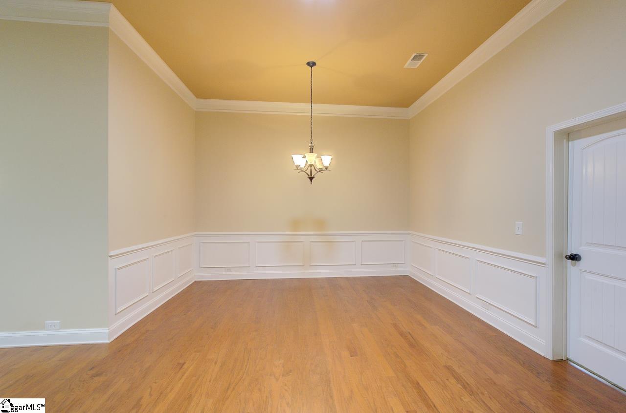 1605159 Property Photo 10