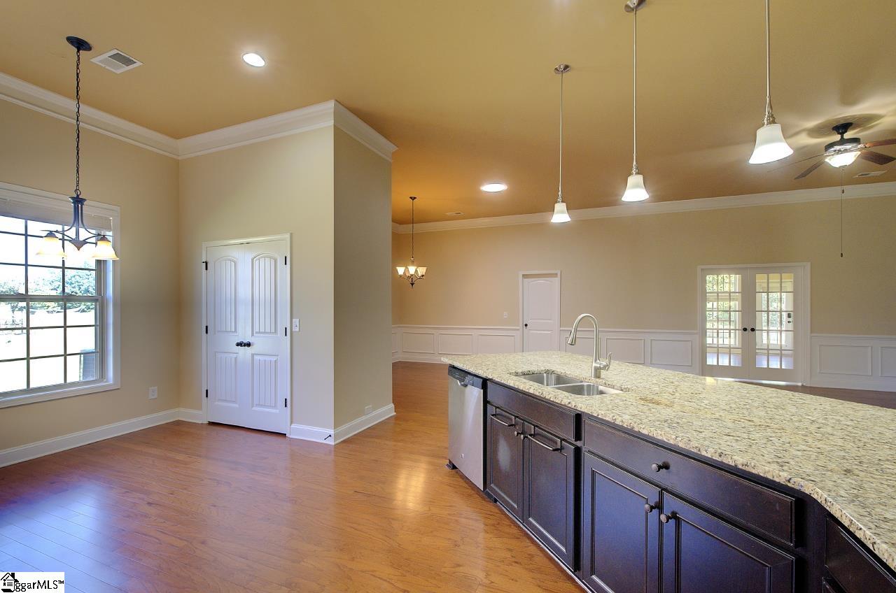 1605159 Property Photo 16