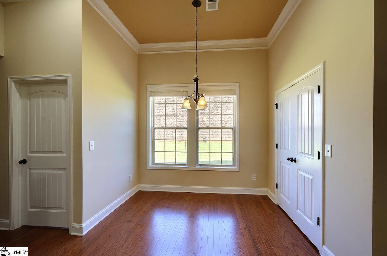 1605159 Property Photo 17