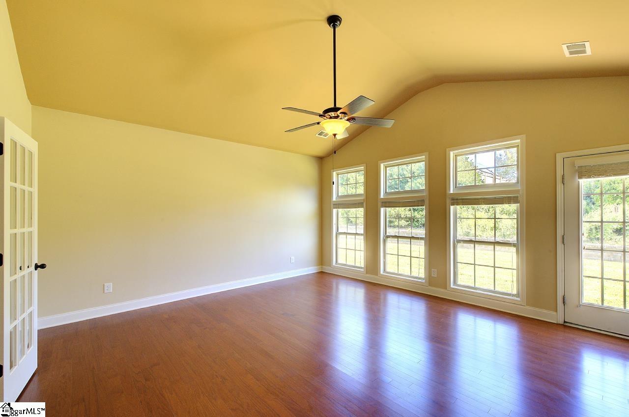 1605159 Property Photo 24