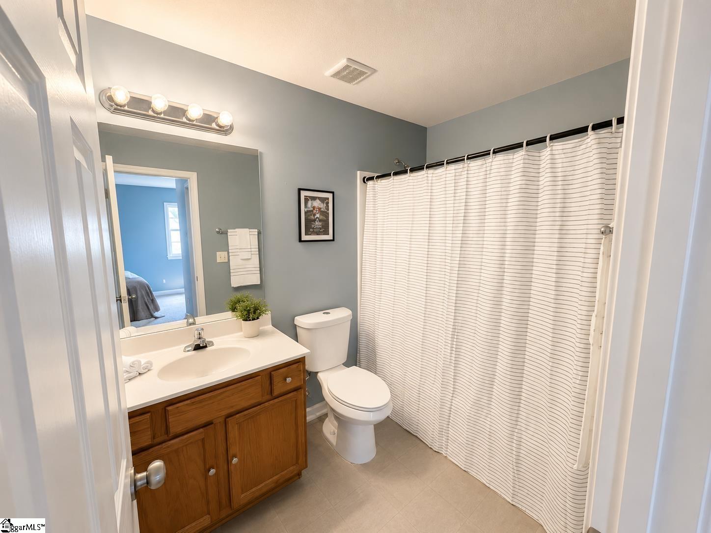 213 Kingscreek Drive Property Photo 14