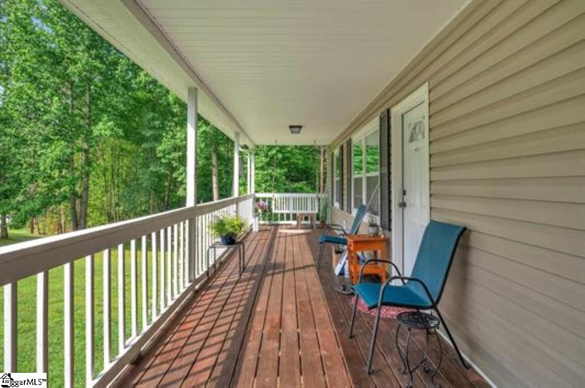 1095 E Prince Road Property Photo 3