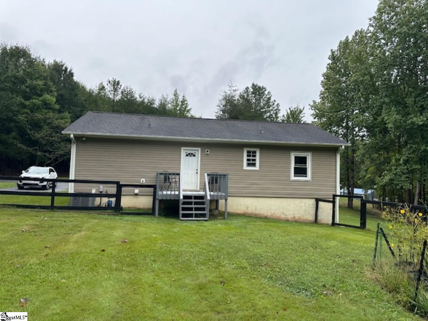 1095 E Prince Road Property Photo 25