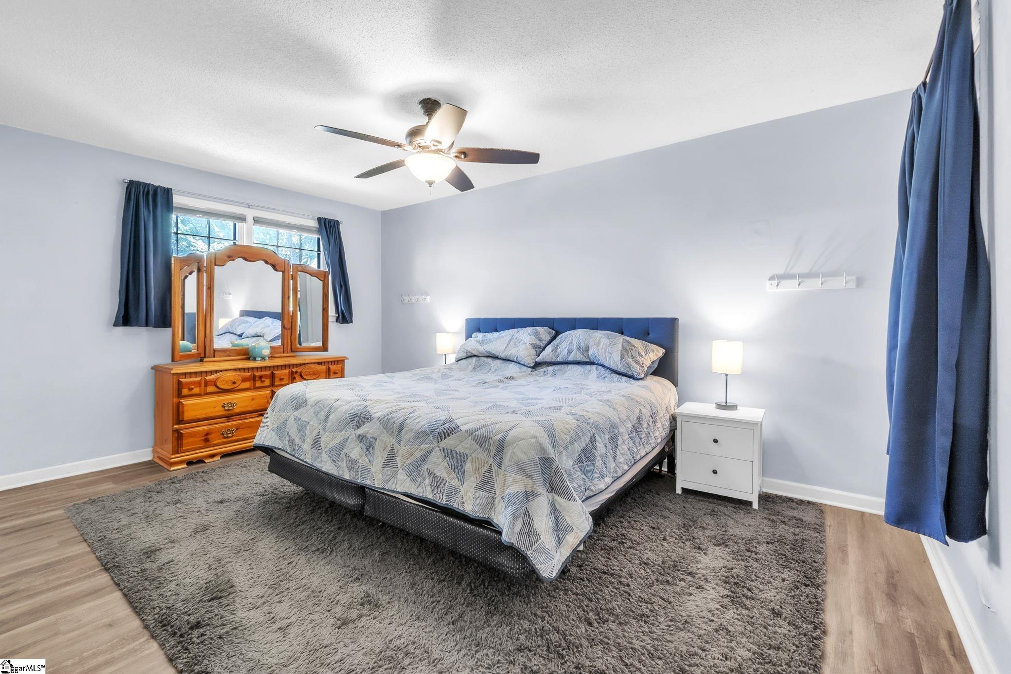 224/226 Devonwood Court Property Photo 10