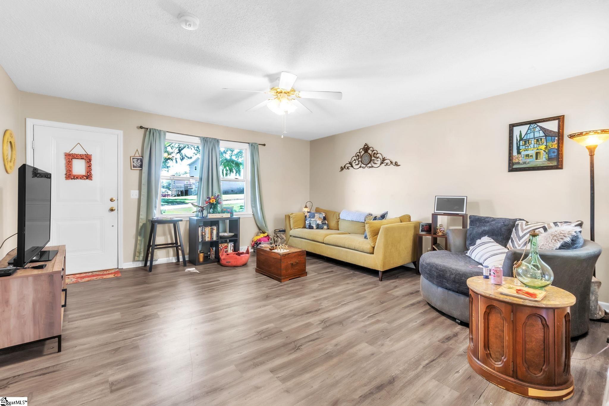 224/226 Devonwood Court Property Photo 20