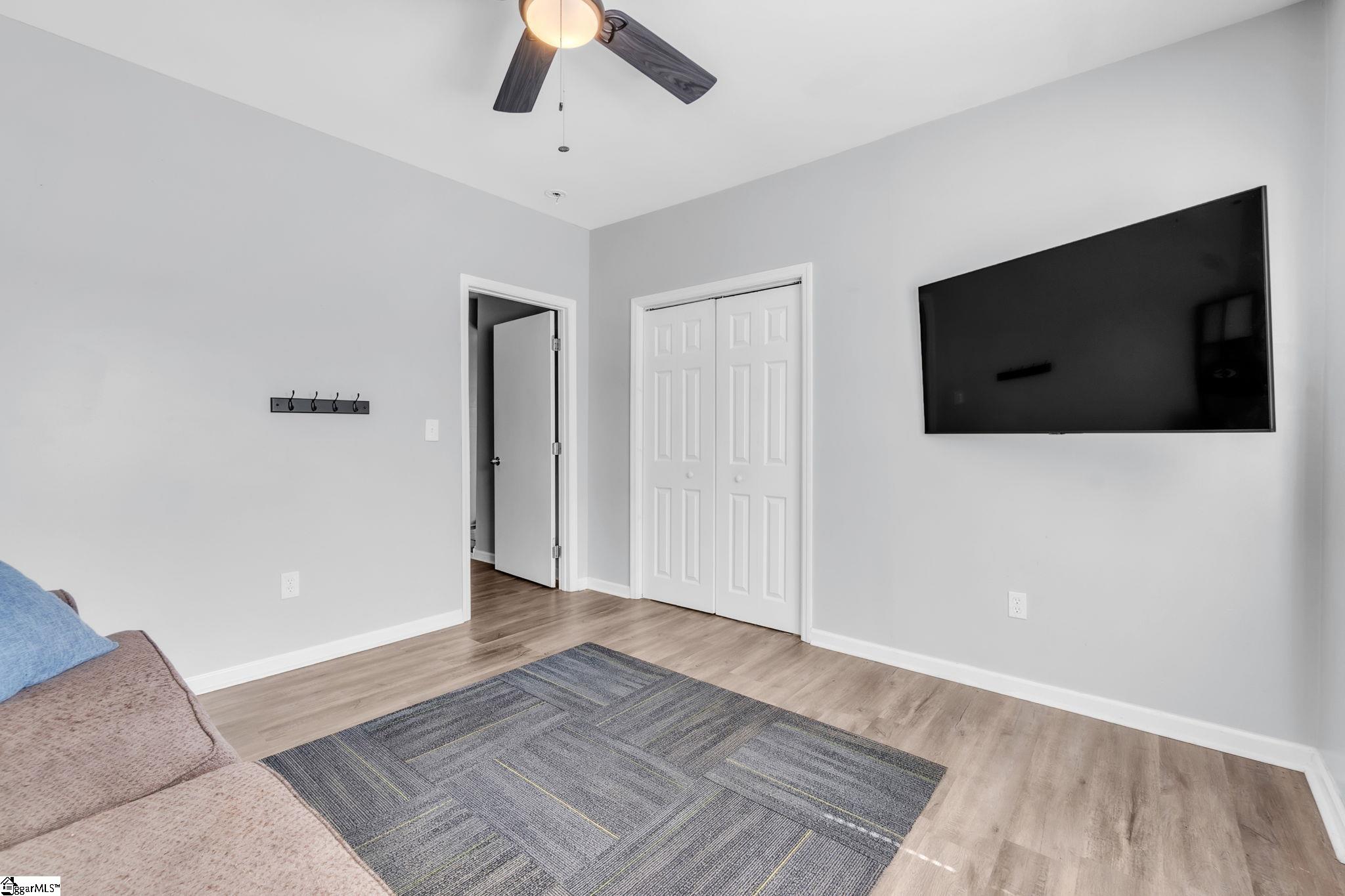 224/226 Devonwood Court Property Photo 34