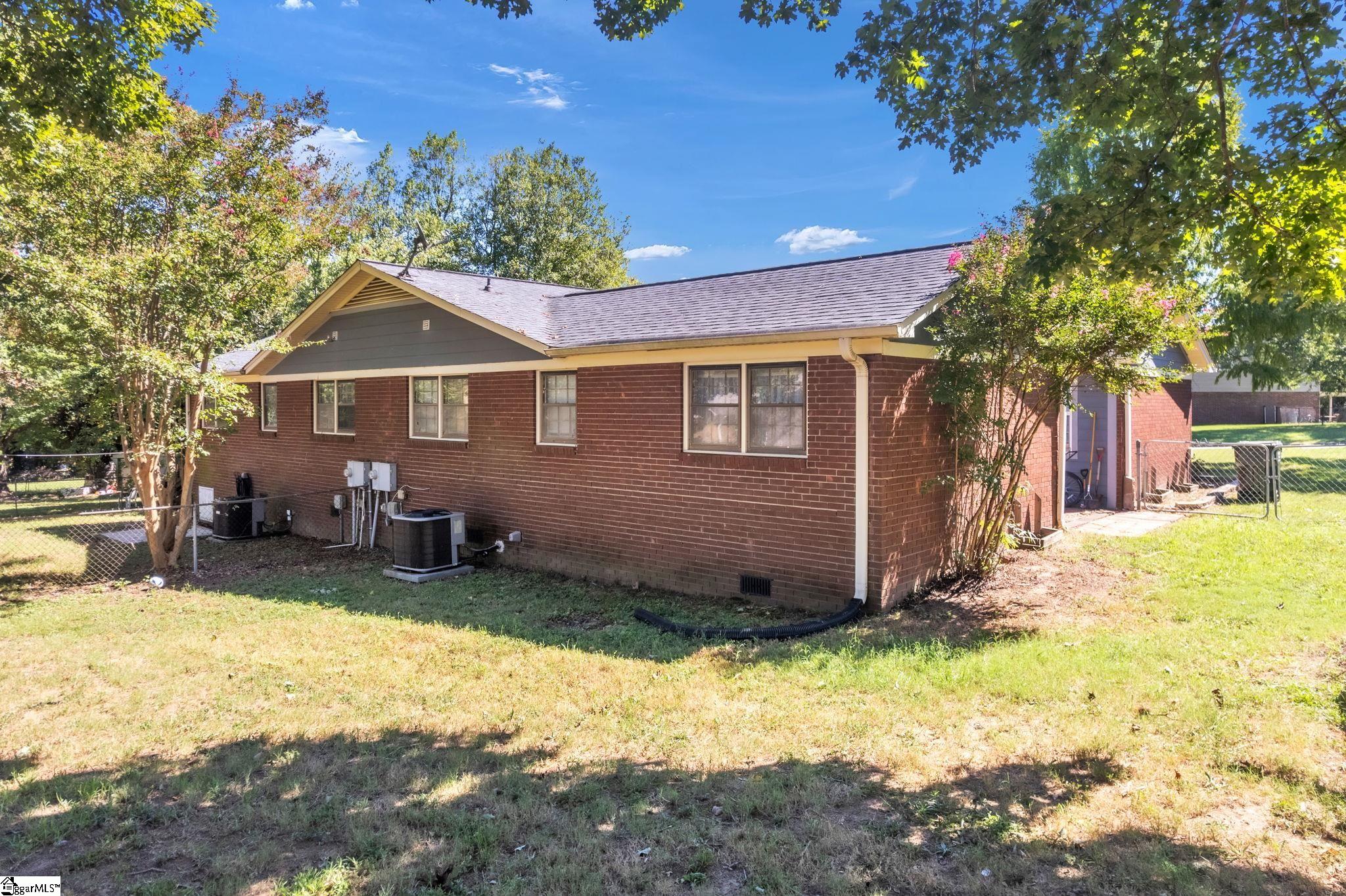 224/226 Devonwood Court Property Photo 36