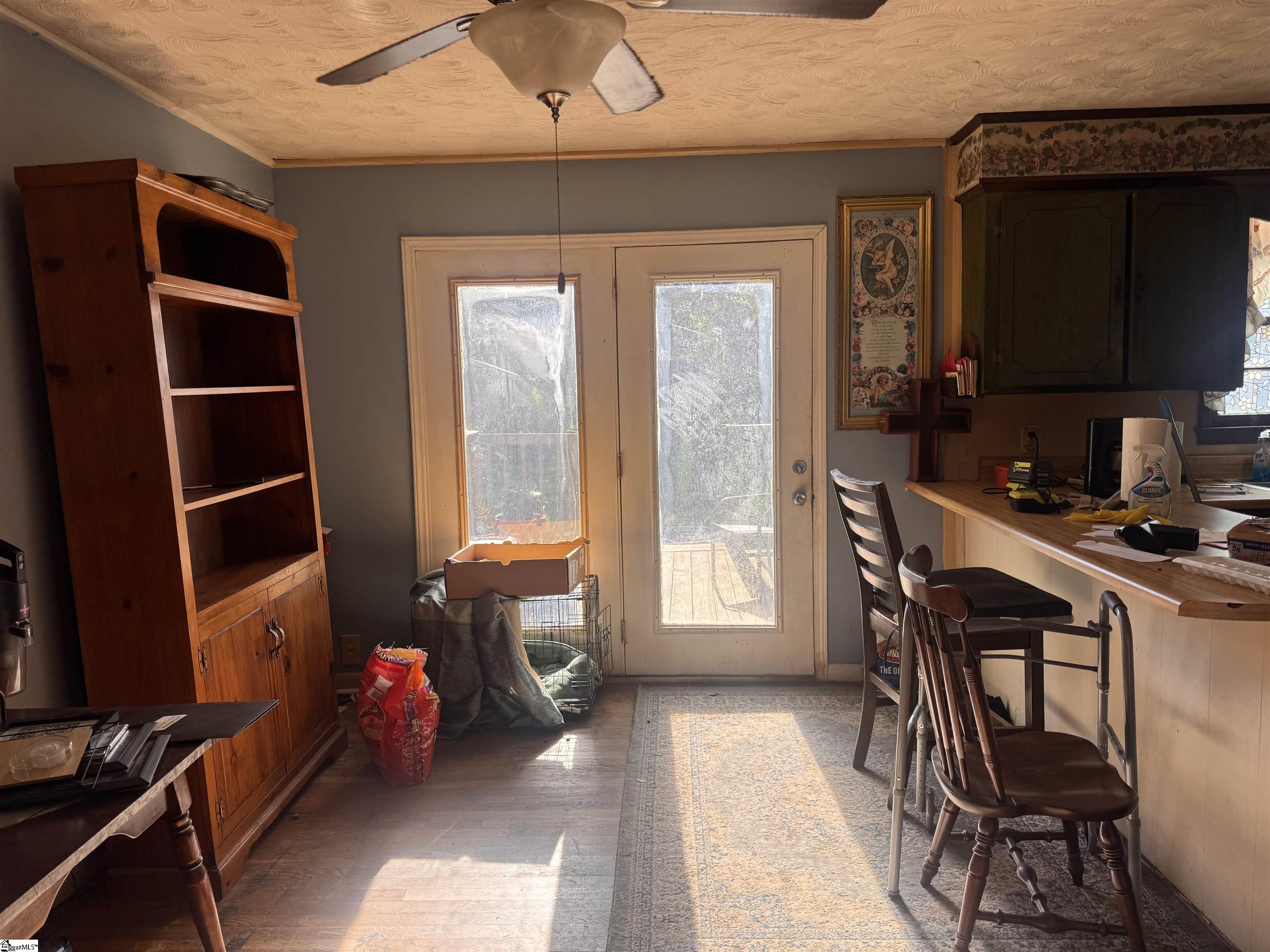 103 Edison Circle Property Photo 4