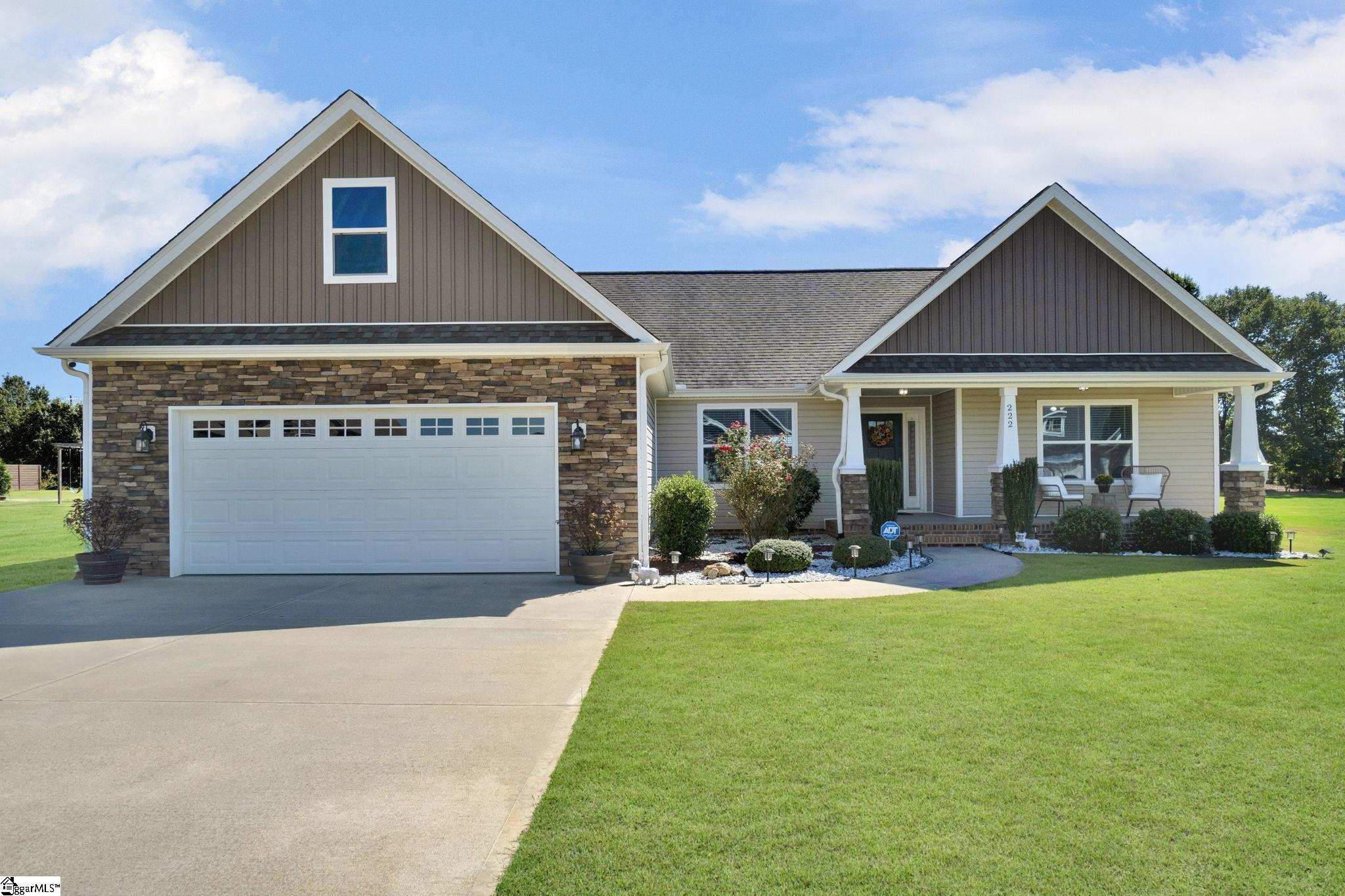 222 Little Man Drive Property Photo 1