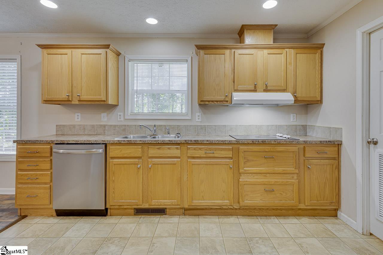 208 Black Road Property Photo 13