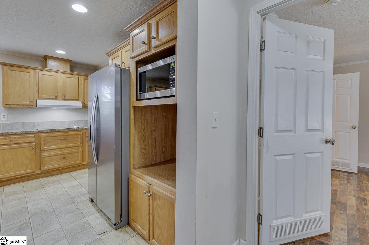 208 Black Road Property Photo 15