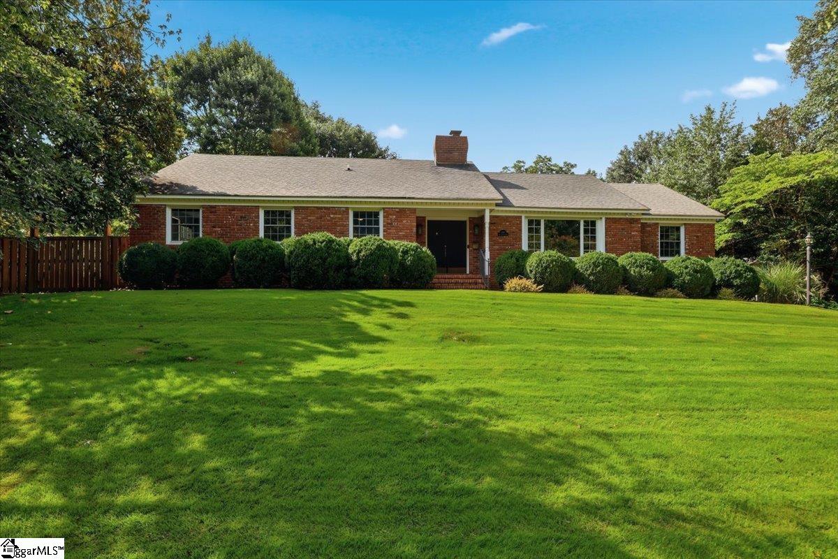 306 Beechwood Drive Property Photo 1