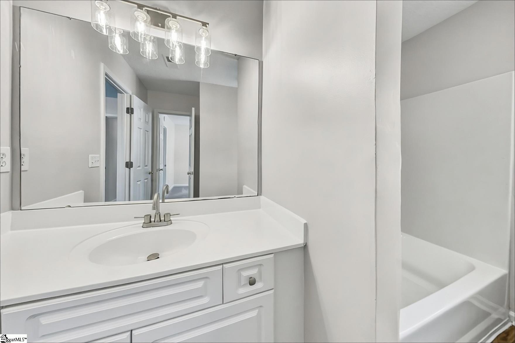 206 Fairview Lake Way Property Photo 11