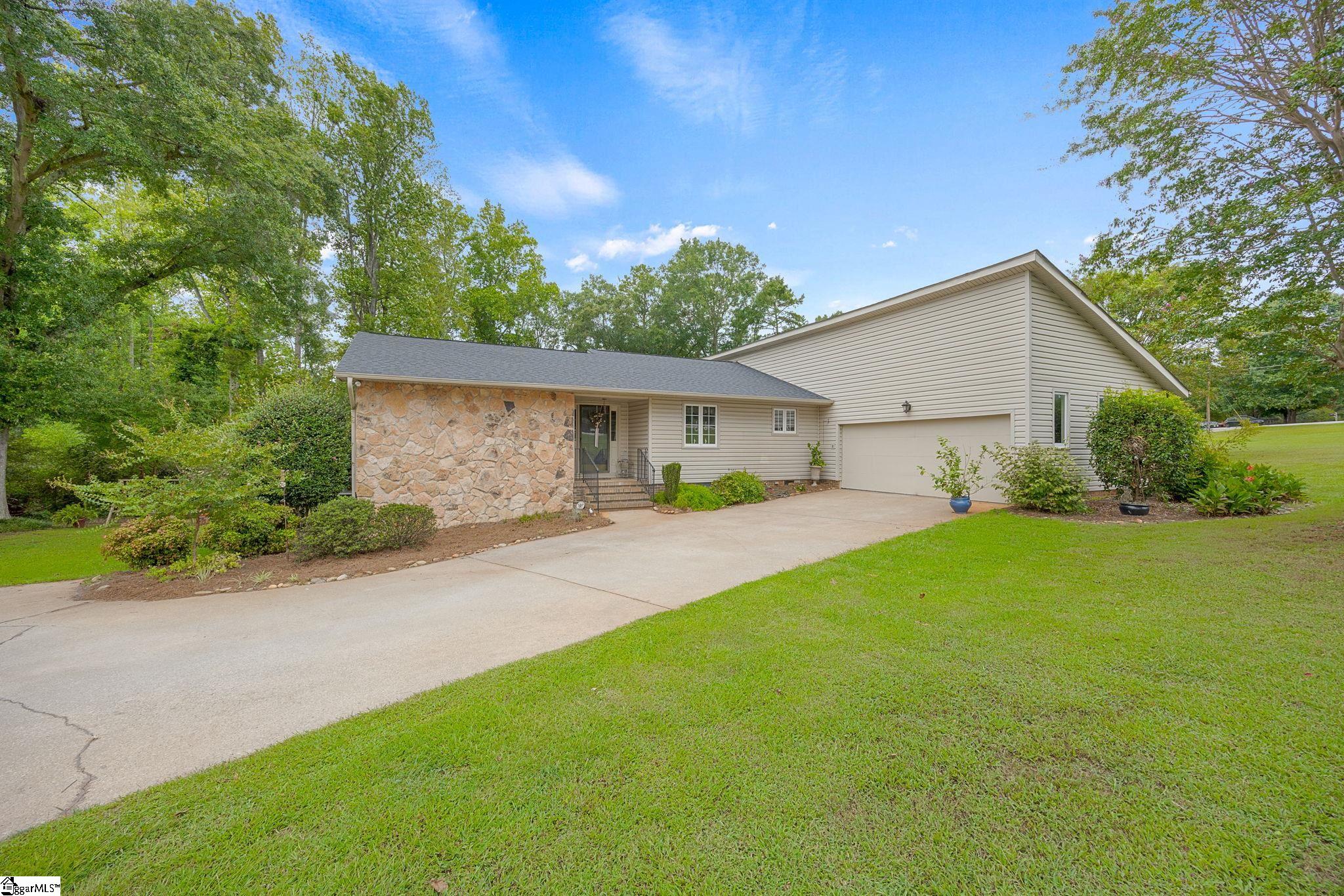 131 Bowen Road Property Photo 1