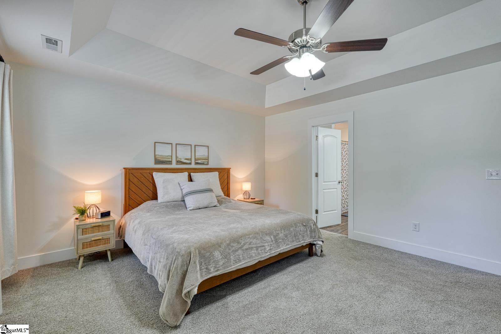 1511 S Green River Road Property Photo 23