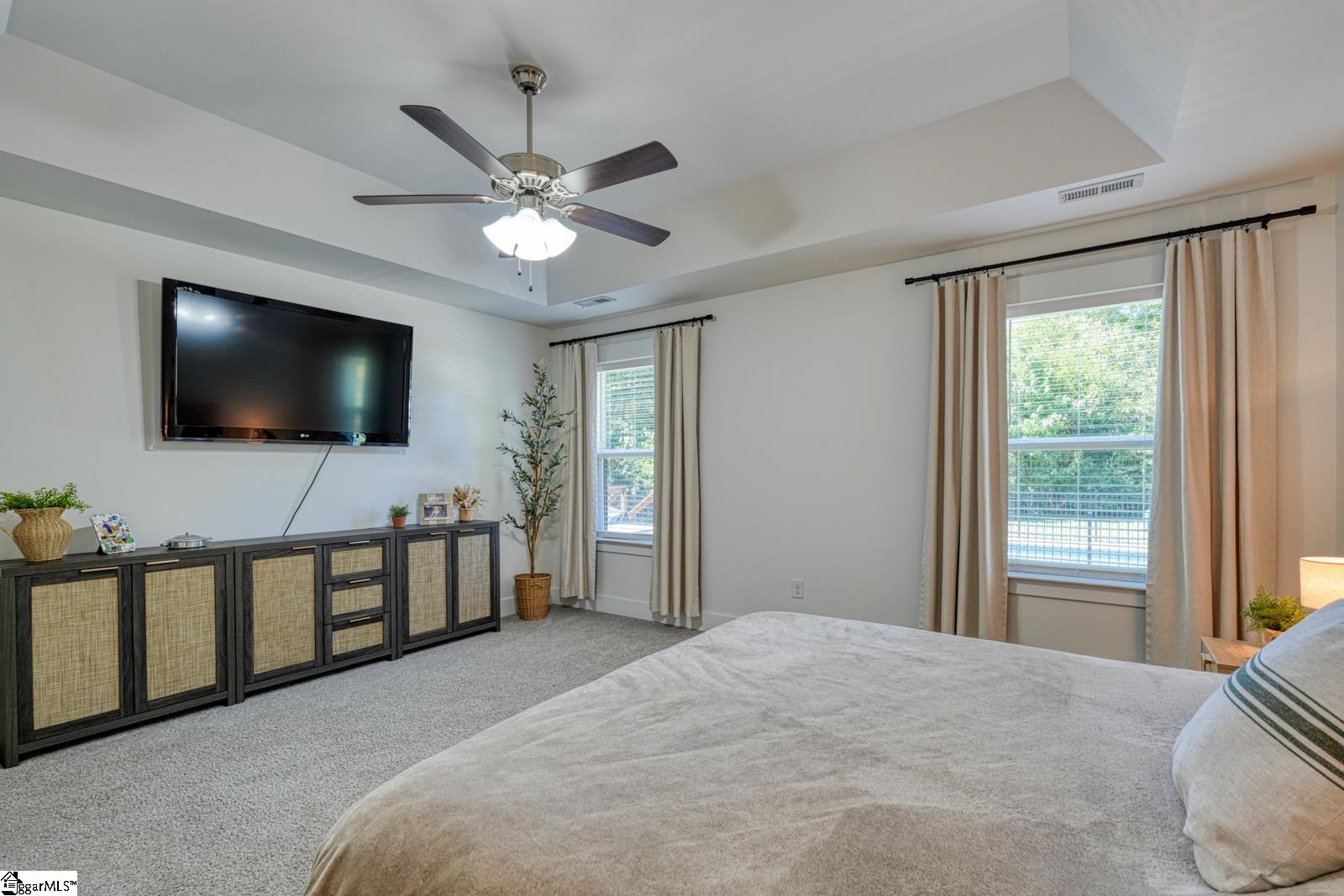 1511 S Green River Road Property Photo 25
