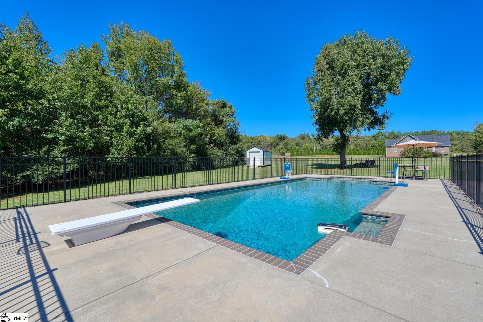 1511 S Green River Road Property Photo 41