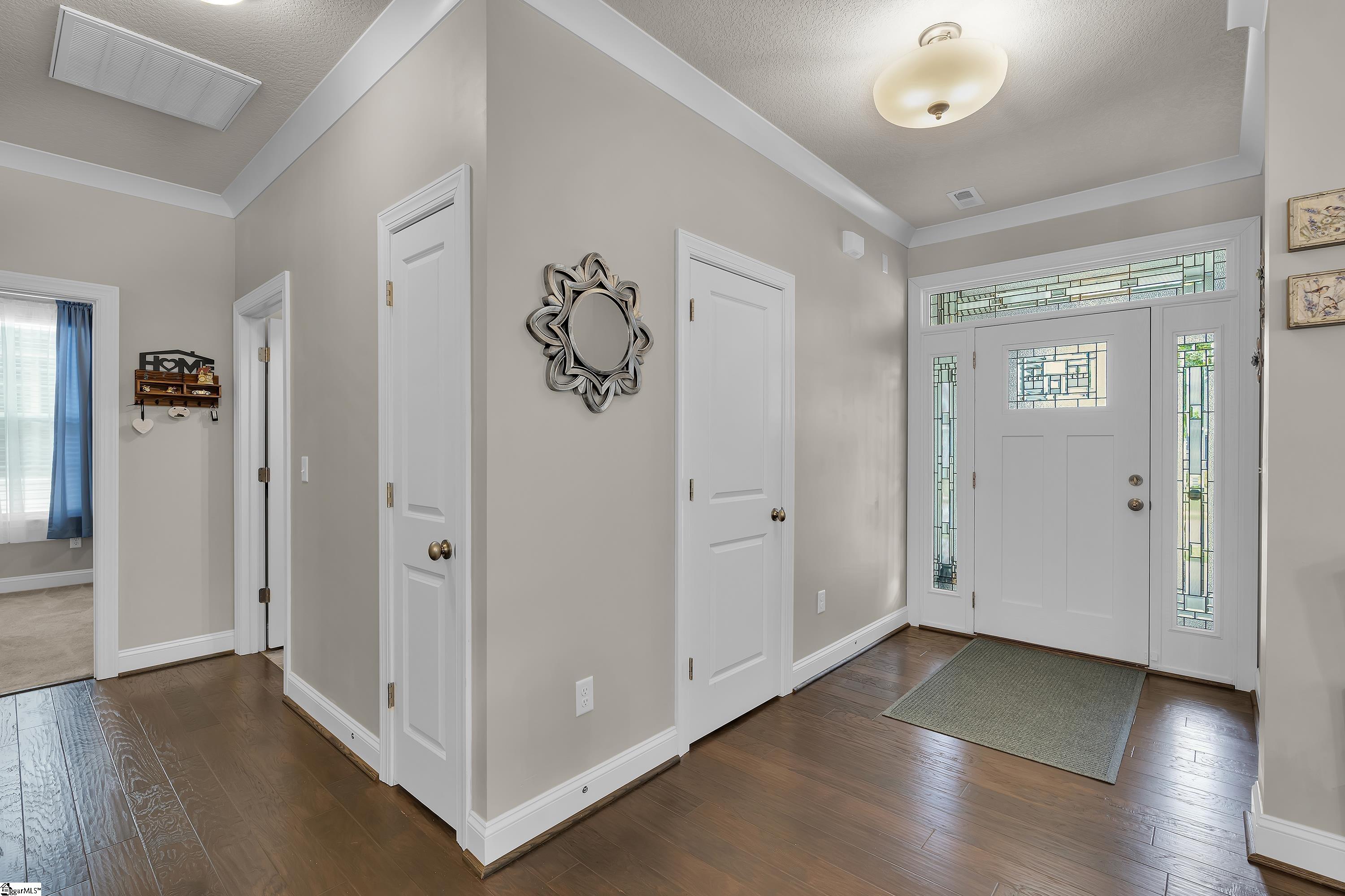 26 Golden Apple Trail Property Photo 3