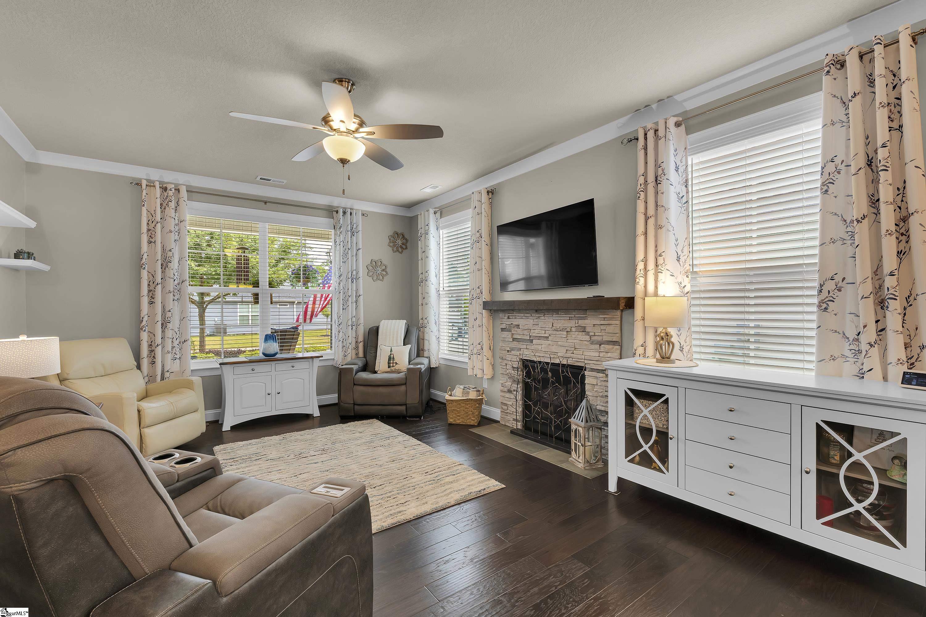 26 Golden Apple Trail Property Photo 4