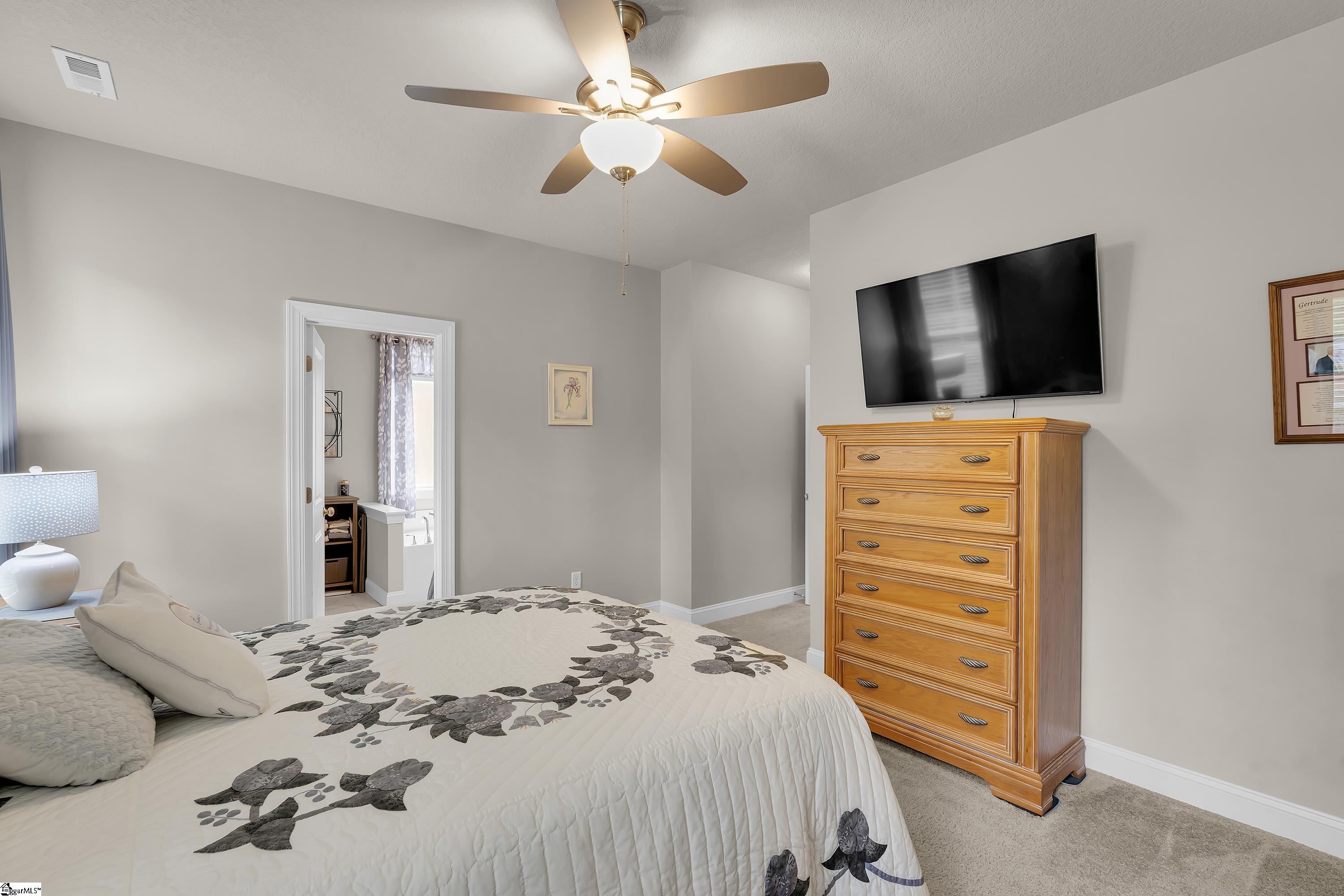 26 Golden Apple Trail Property Photo 16