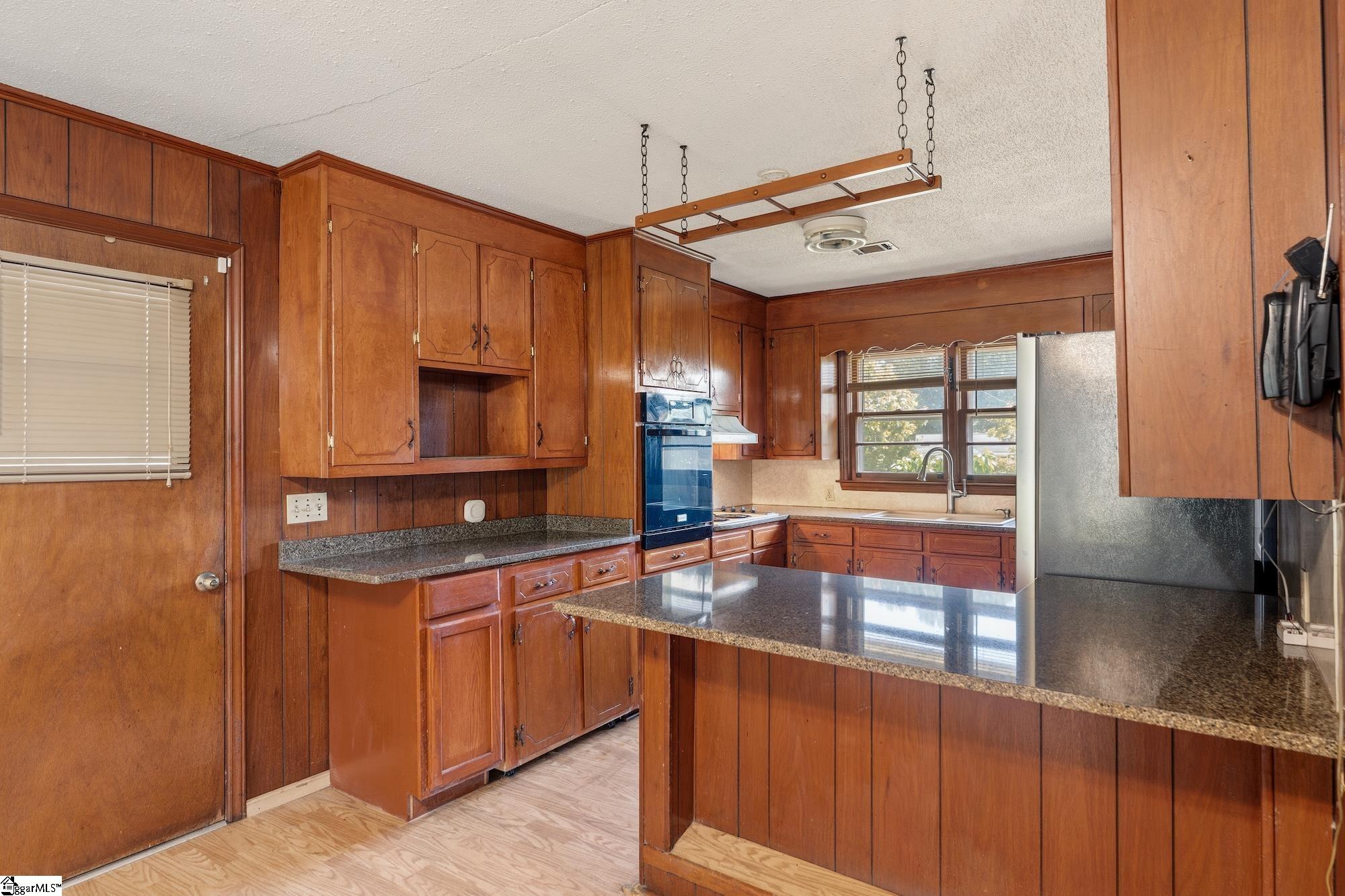 505 Winfield Drive Property Photo 11