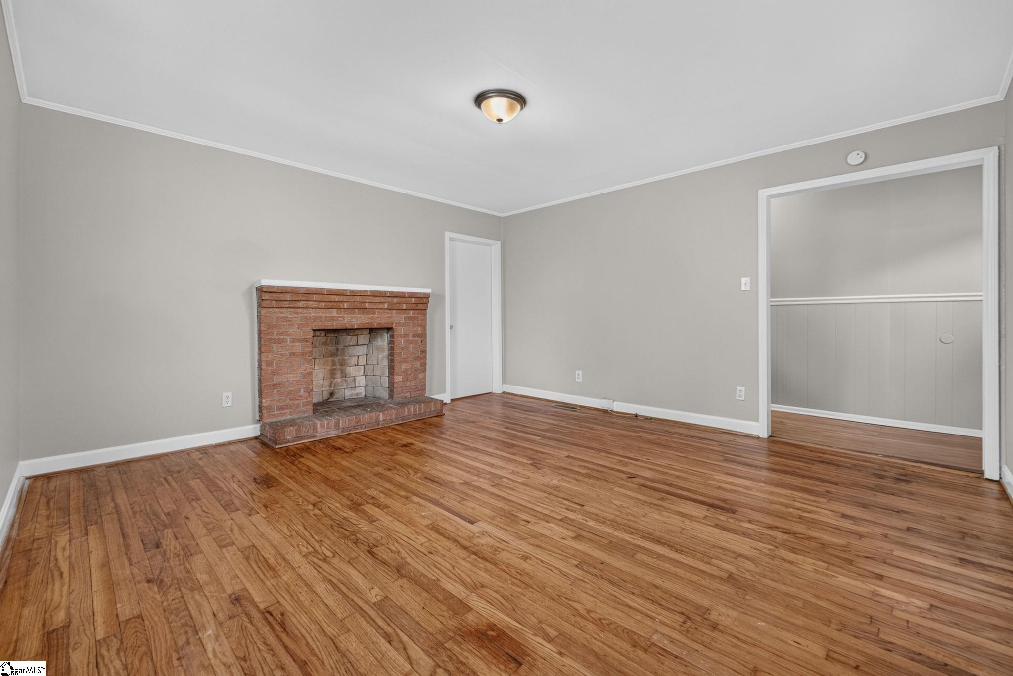 1575 Main Street Property Photo 11
