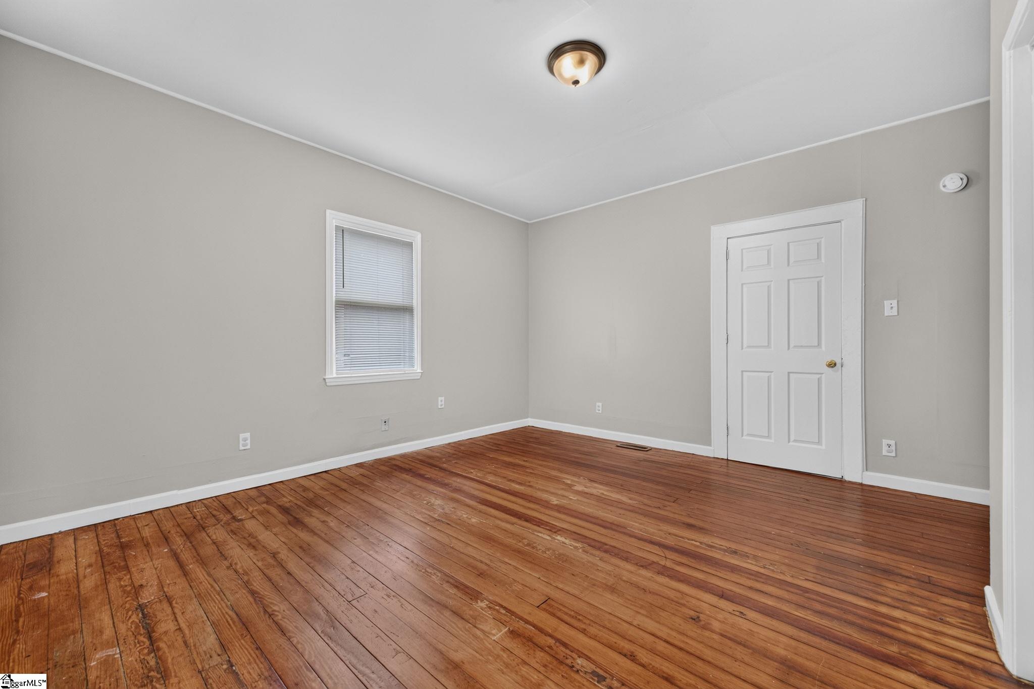 1575 Main Street Property Photo 22