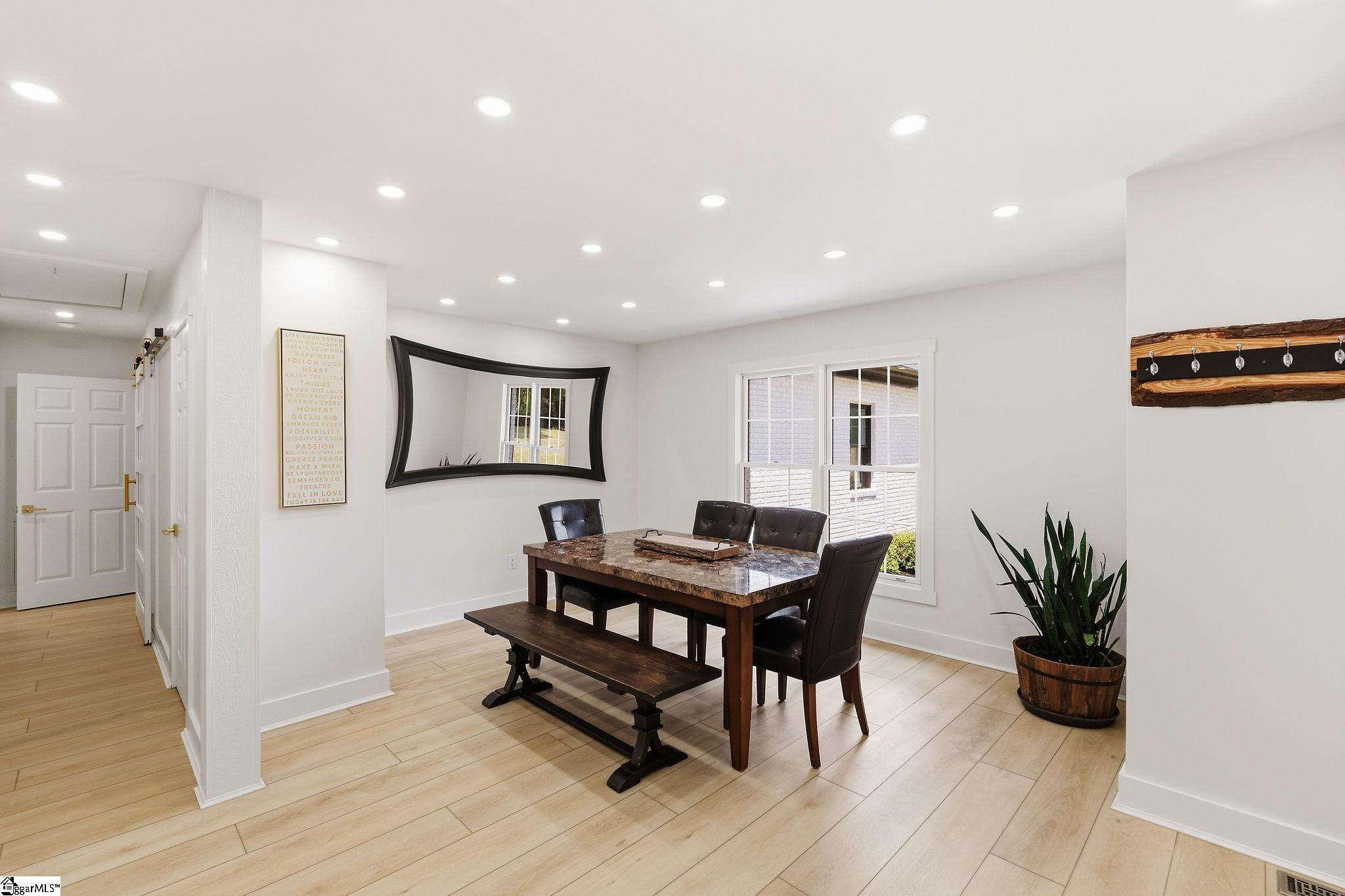 650 Lightwood Knot Road Property Photo 6