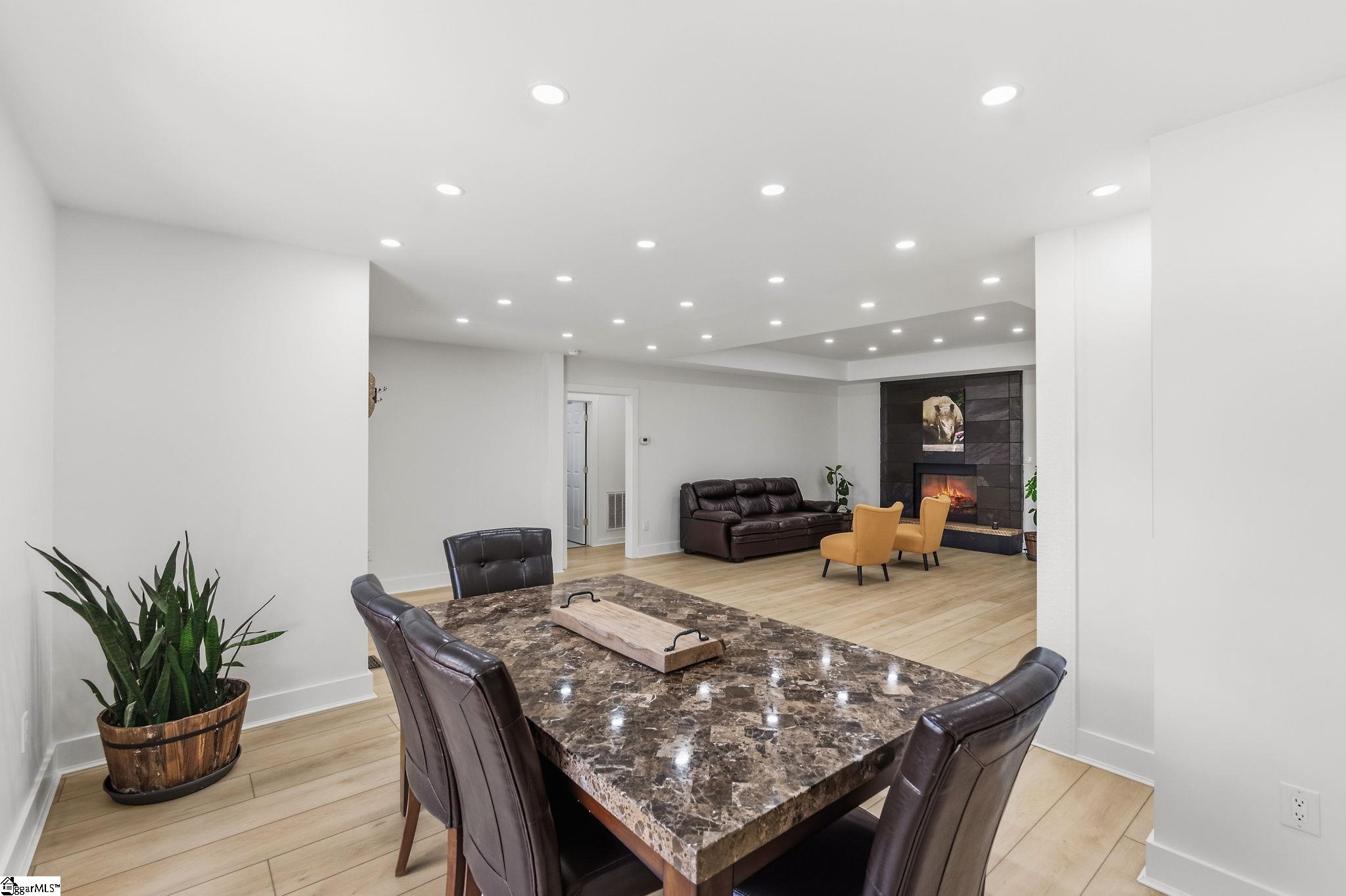 650 Lightwood Knot Road Property Photo 8