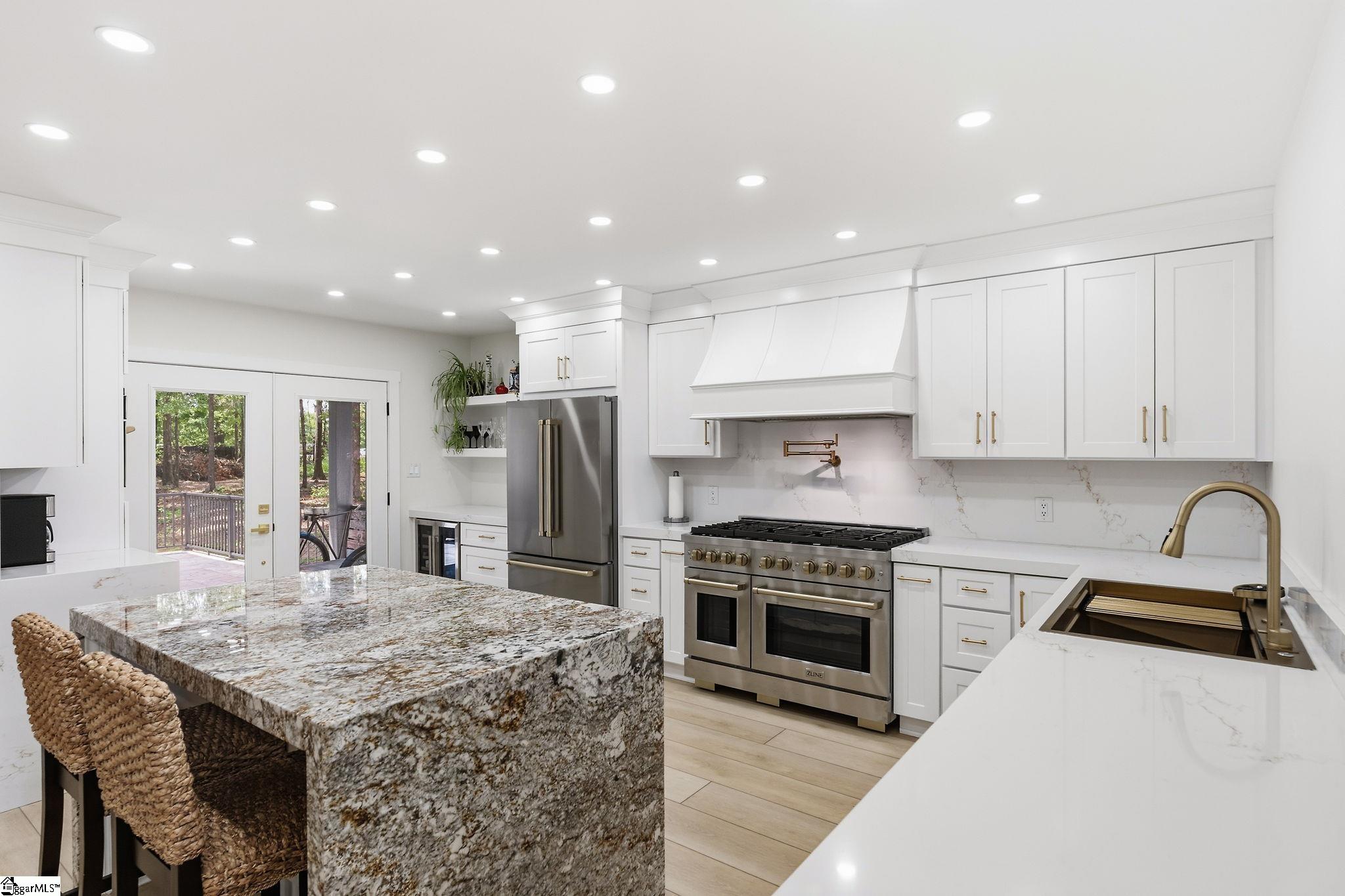 650 Lightwood Knot Road Property Photo 14