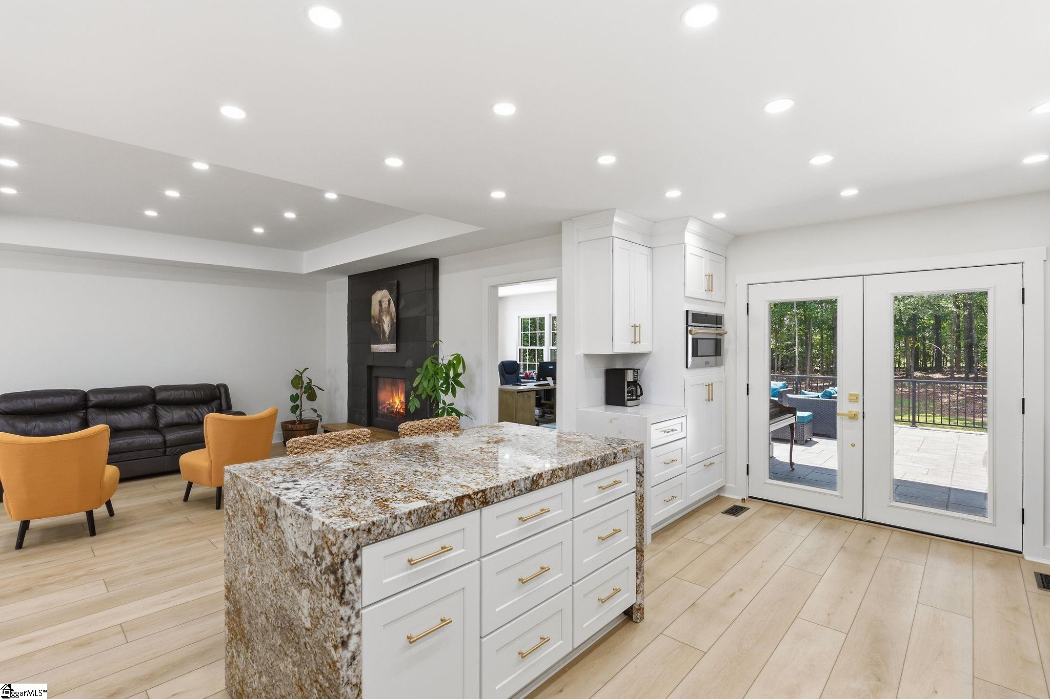 650 Lightwood Knot Road Property Photo 17