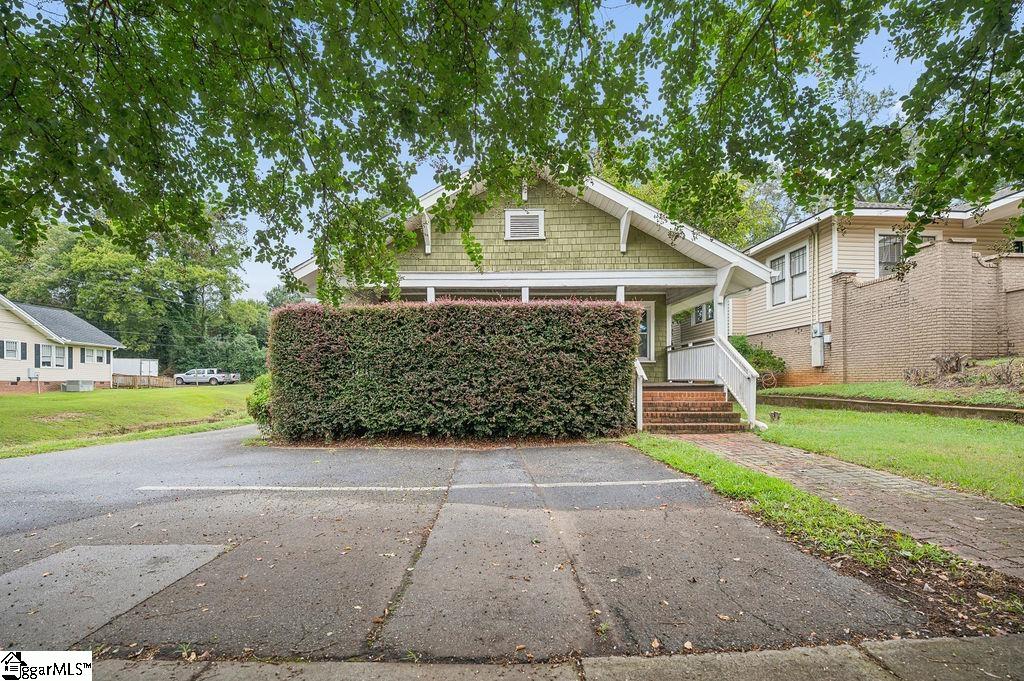308 W Stone Avenue Property Photo 5