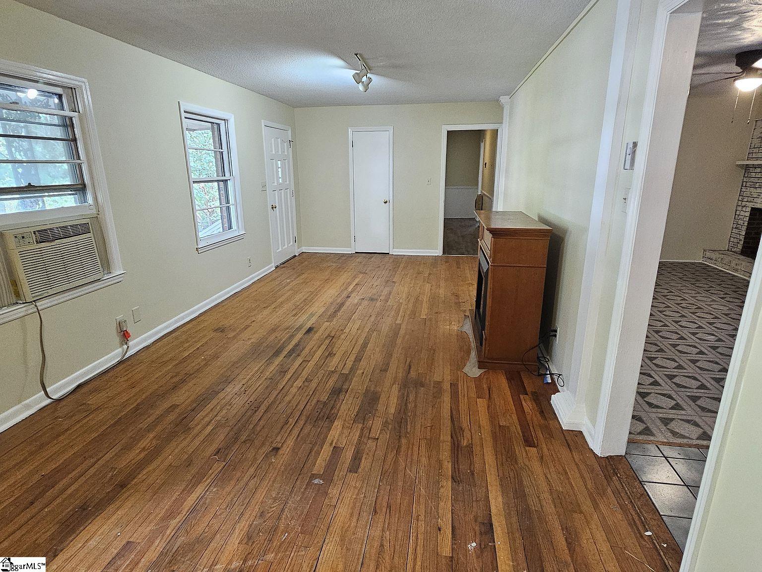 740 Kenmore Drive Property Photo 6