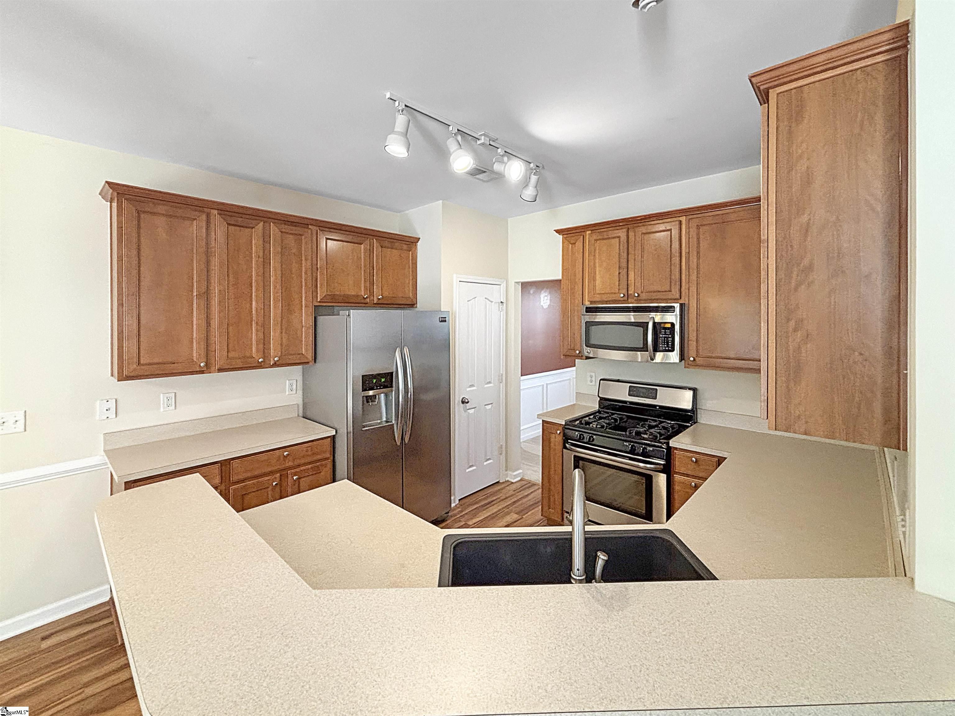 1605275 Property Photo 31
