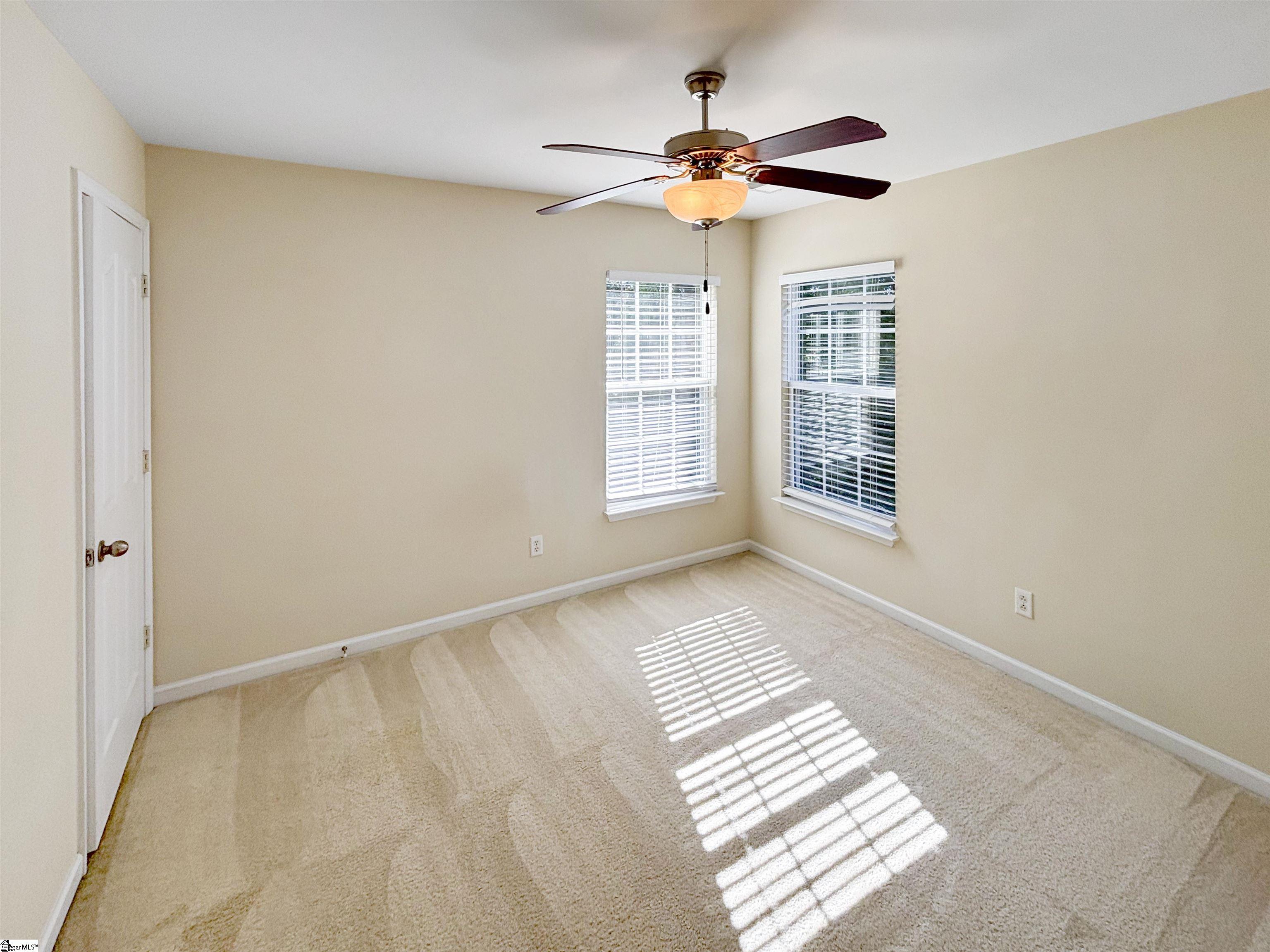 1605275 Property Photo 33