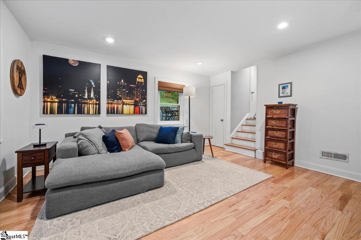 40 Lockwood Avenue Property Photo 17