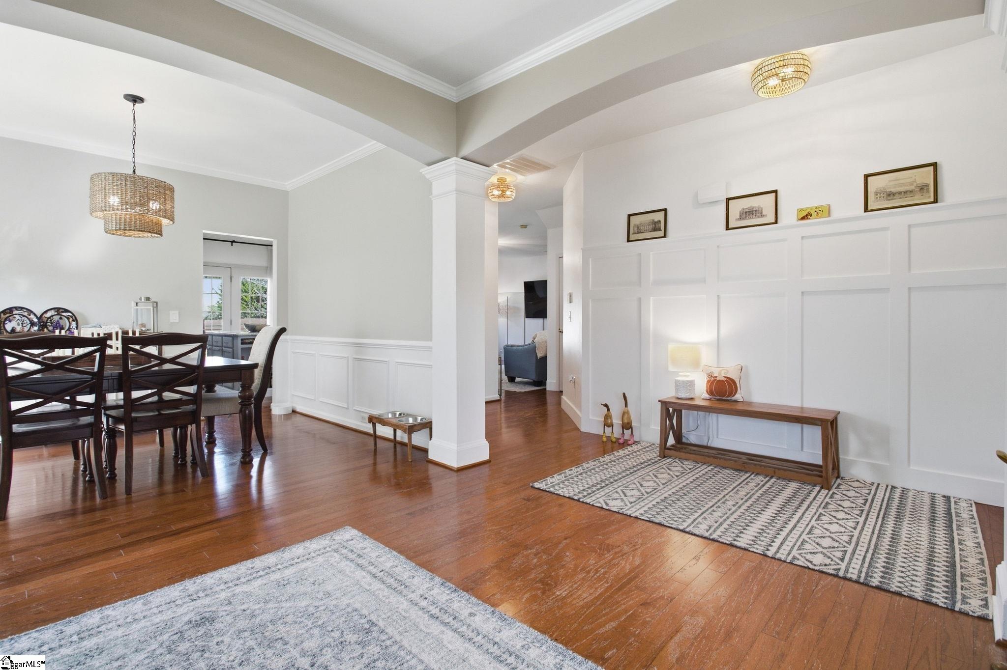 105 Farmbrook Way Property Photo 3