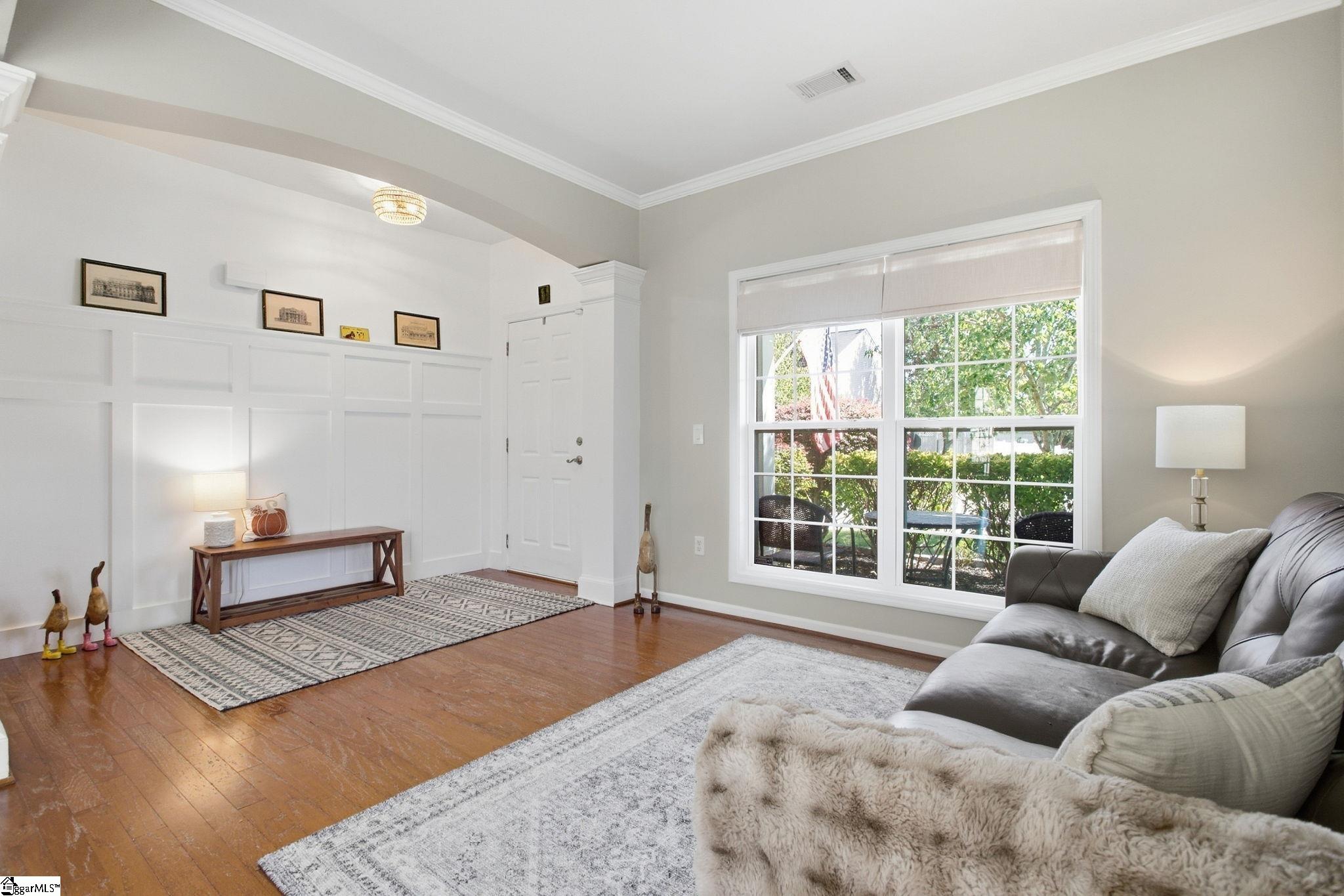 105 Farmbrook Way Property Photo 4