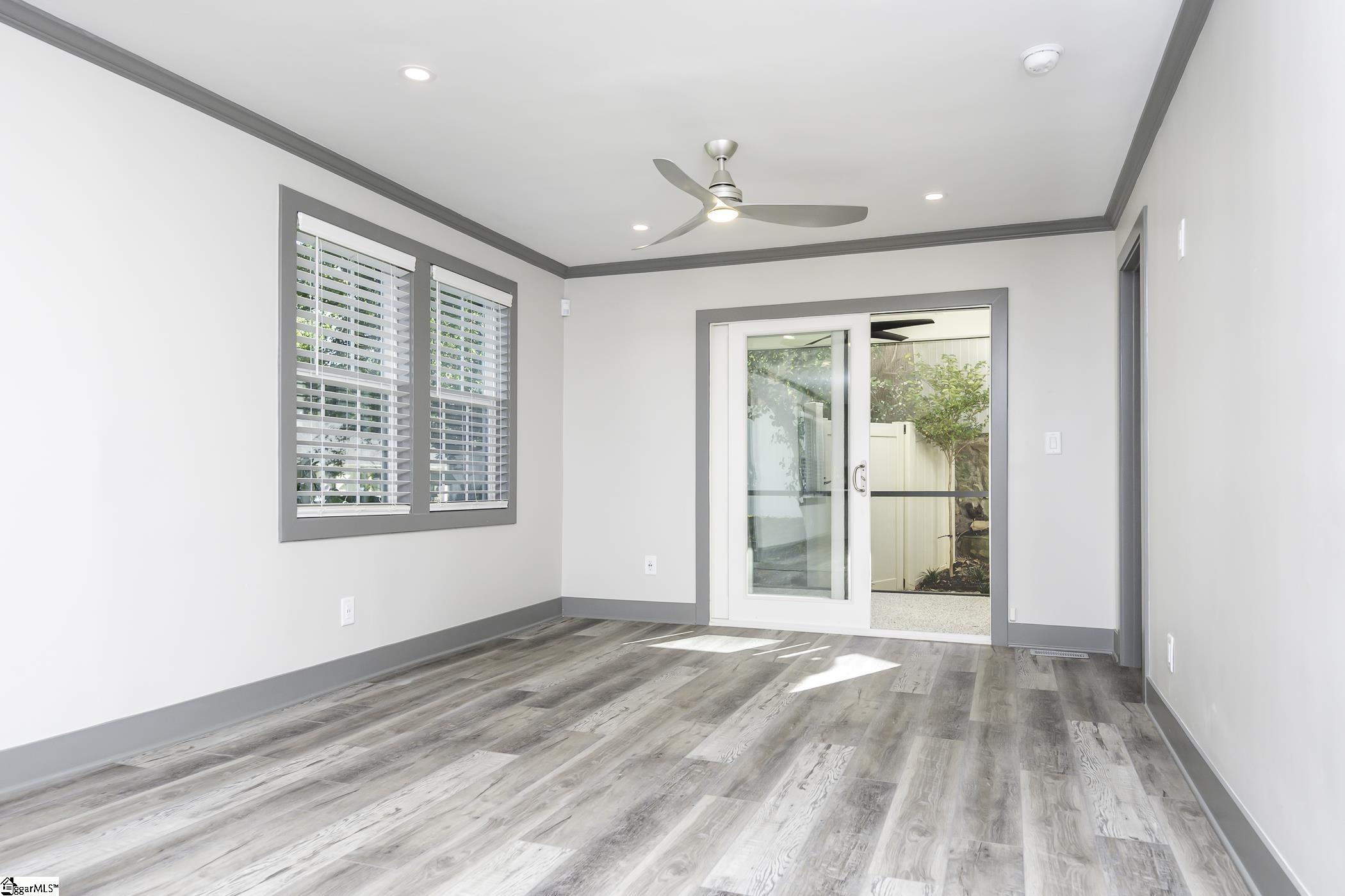 130 Cleveirvine Avenue Property Photo 10