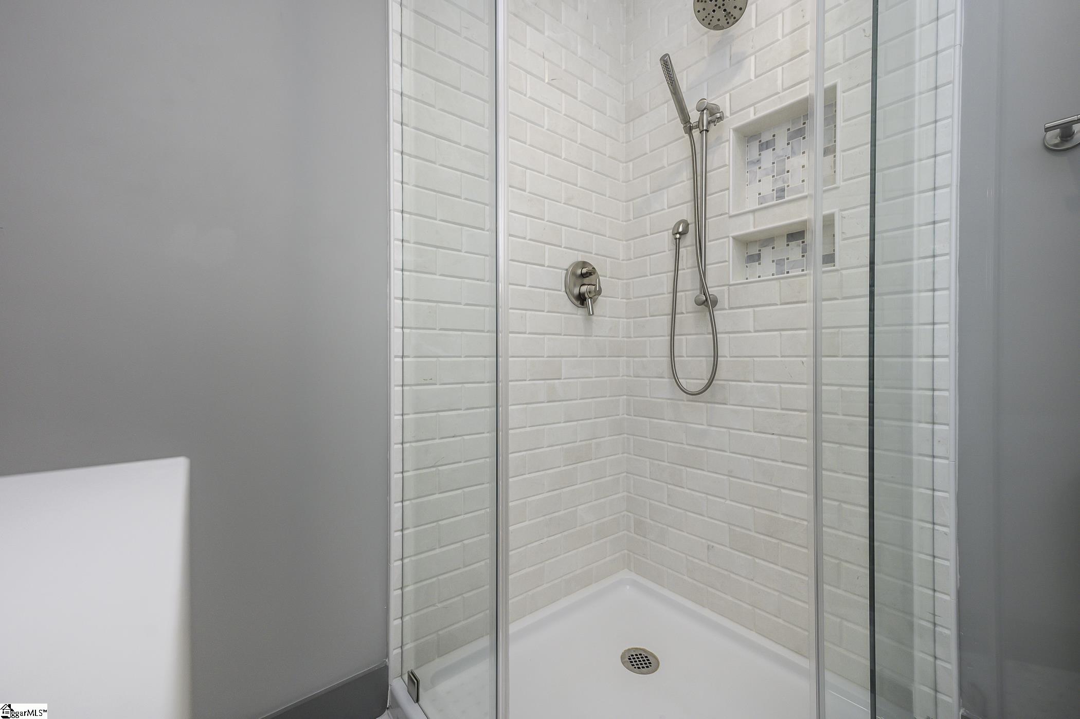 130 Cleveirvine Avenue Property Photo 24