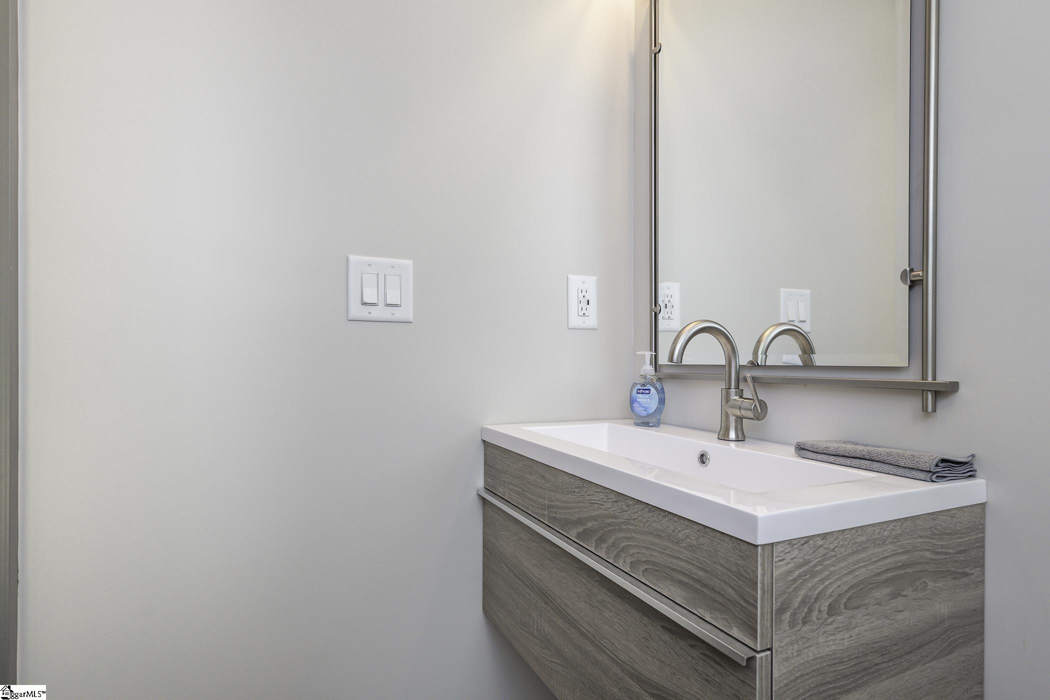 130 Cleveirvine Avenue Property Photo 25