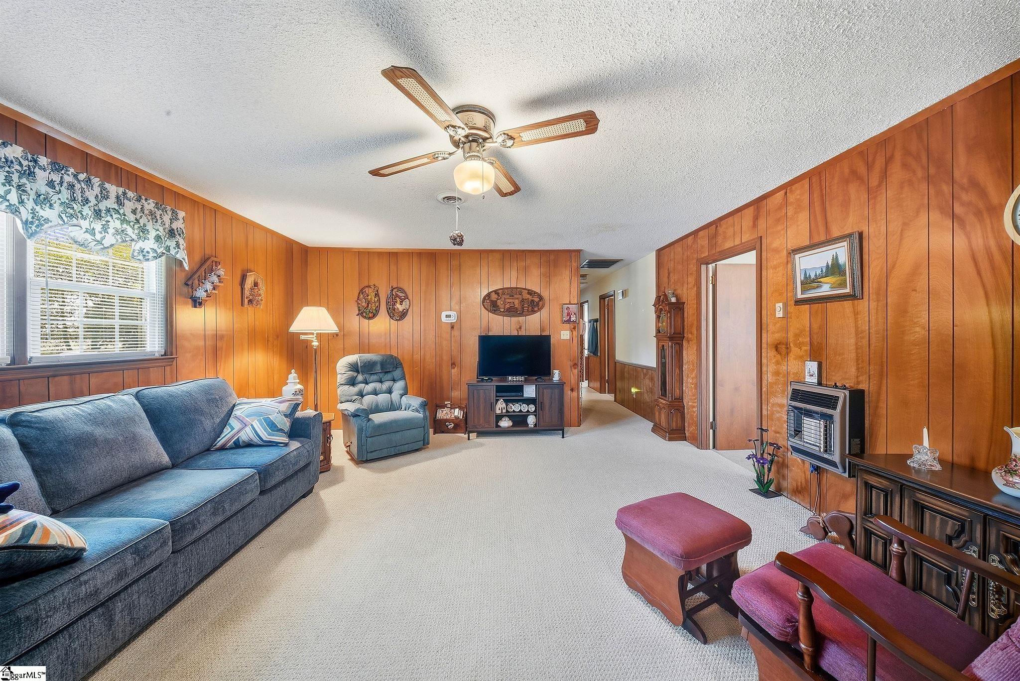 108 Scenic Circle Property Photo 4