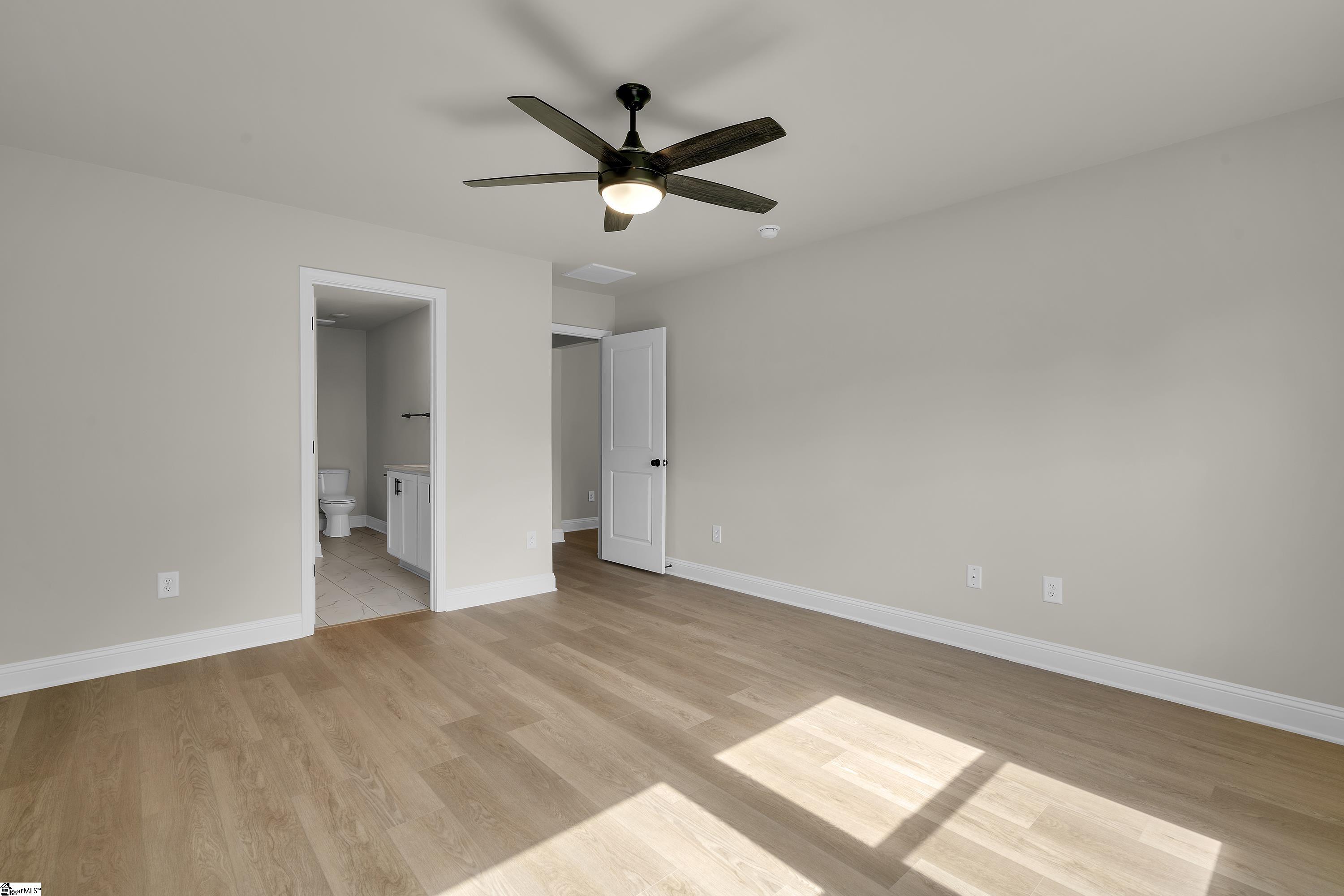 1839 Memorial Drive Extension Property Photo 11