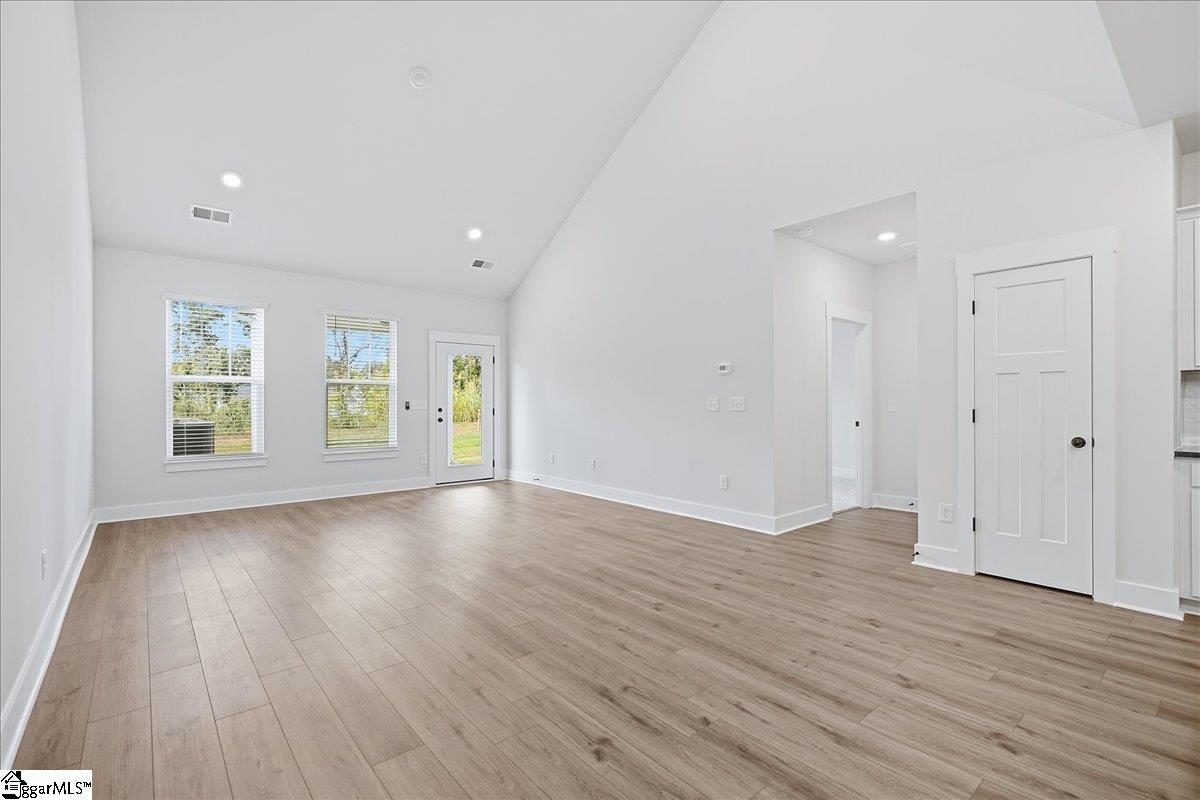 430 Crestcreek Drive Property Photo 10